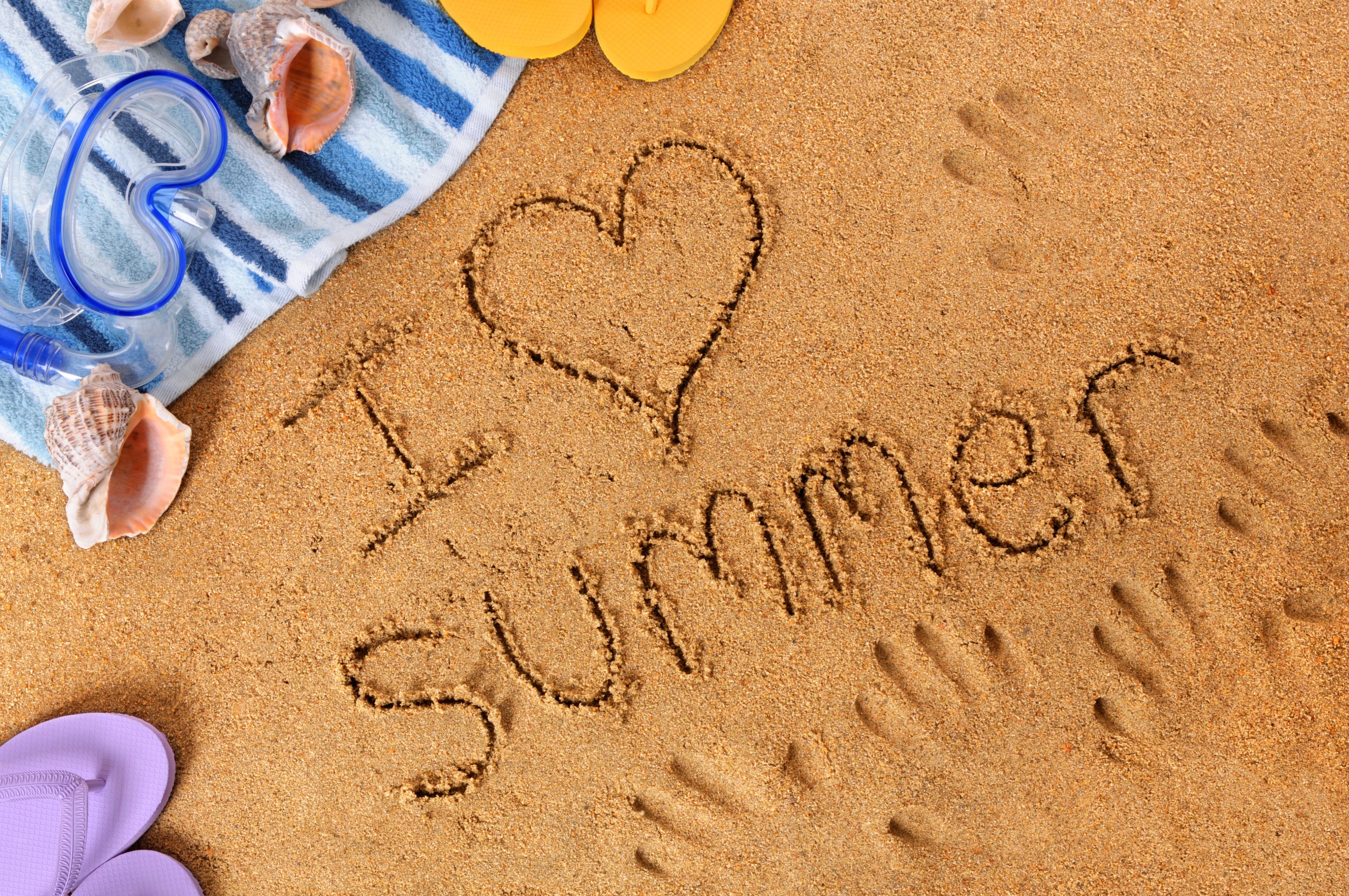 I Love Summer written in sand with beach items HD Wallpaper