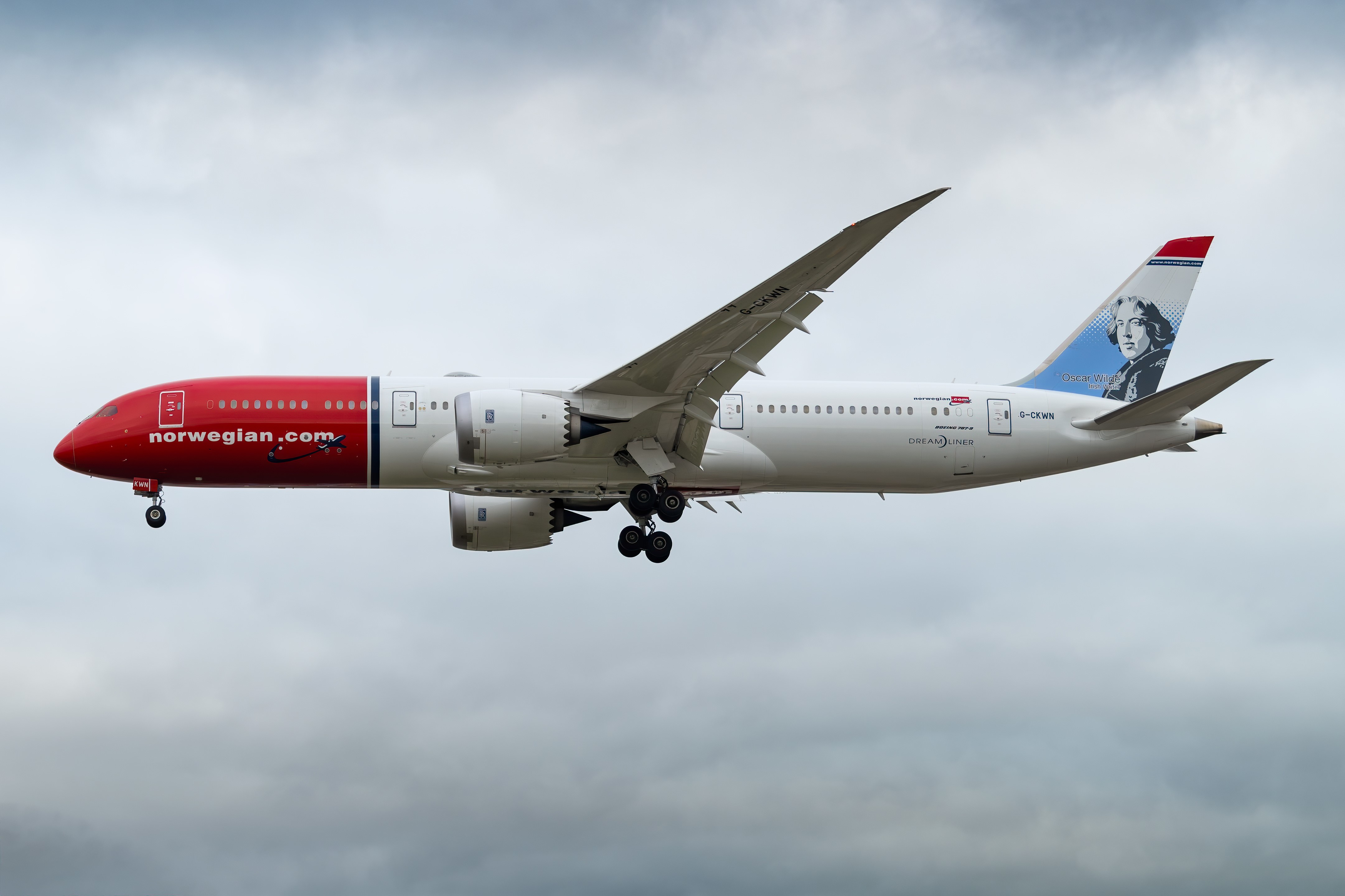 Boeing 787-9 Dreamliner of Norwegian Air HD Wallpaper