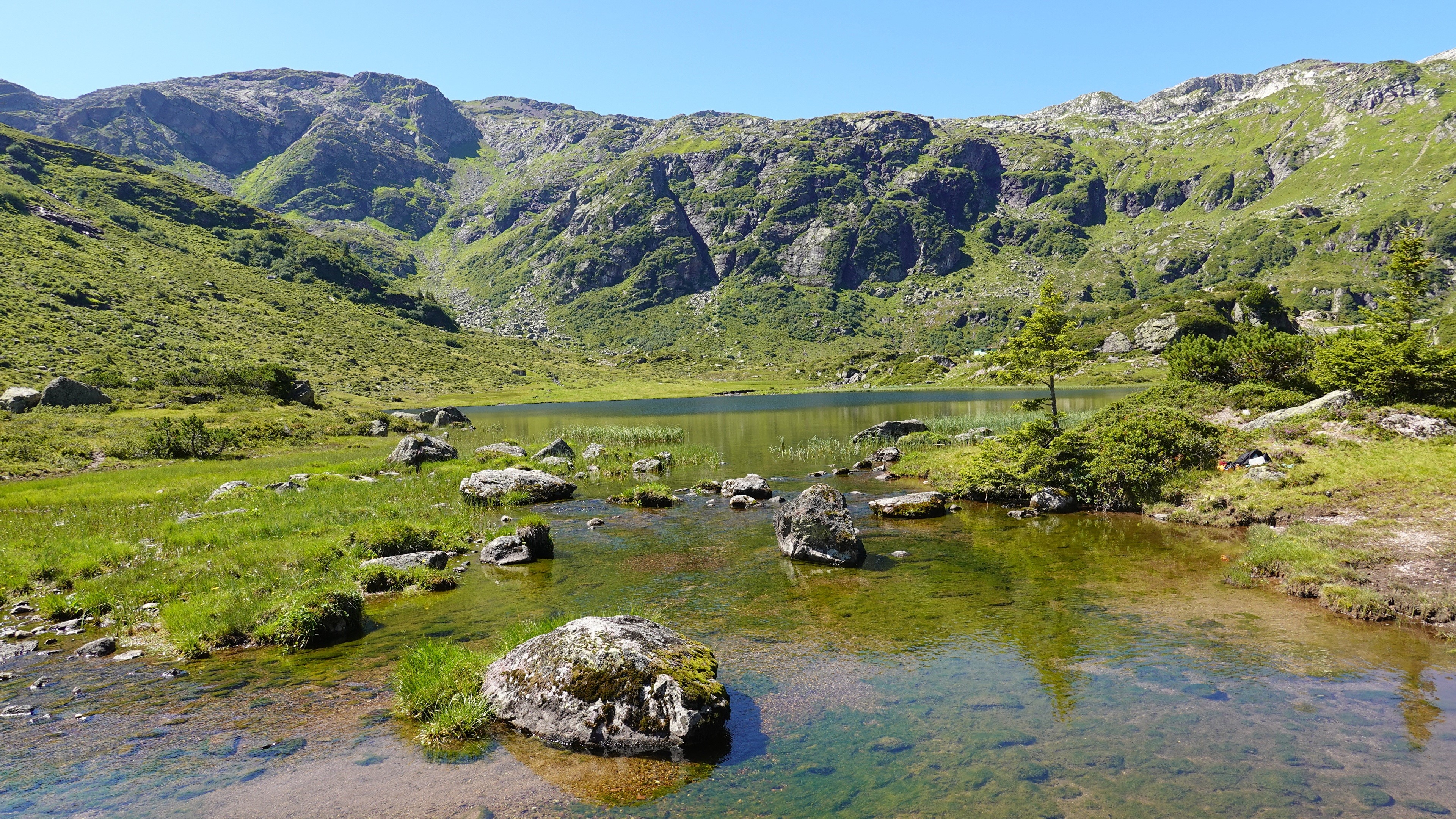 4K Murgsee Lake in St. Gallen, Switzerland Alps HD Wallpaper