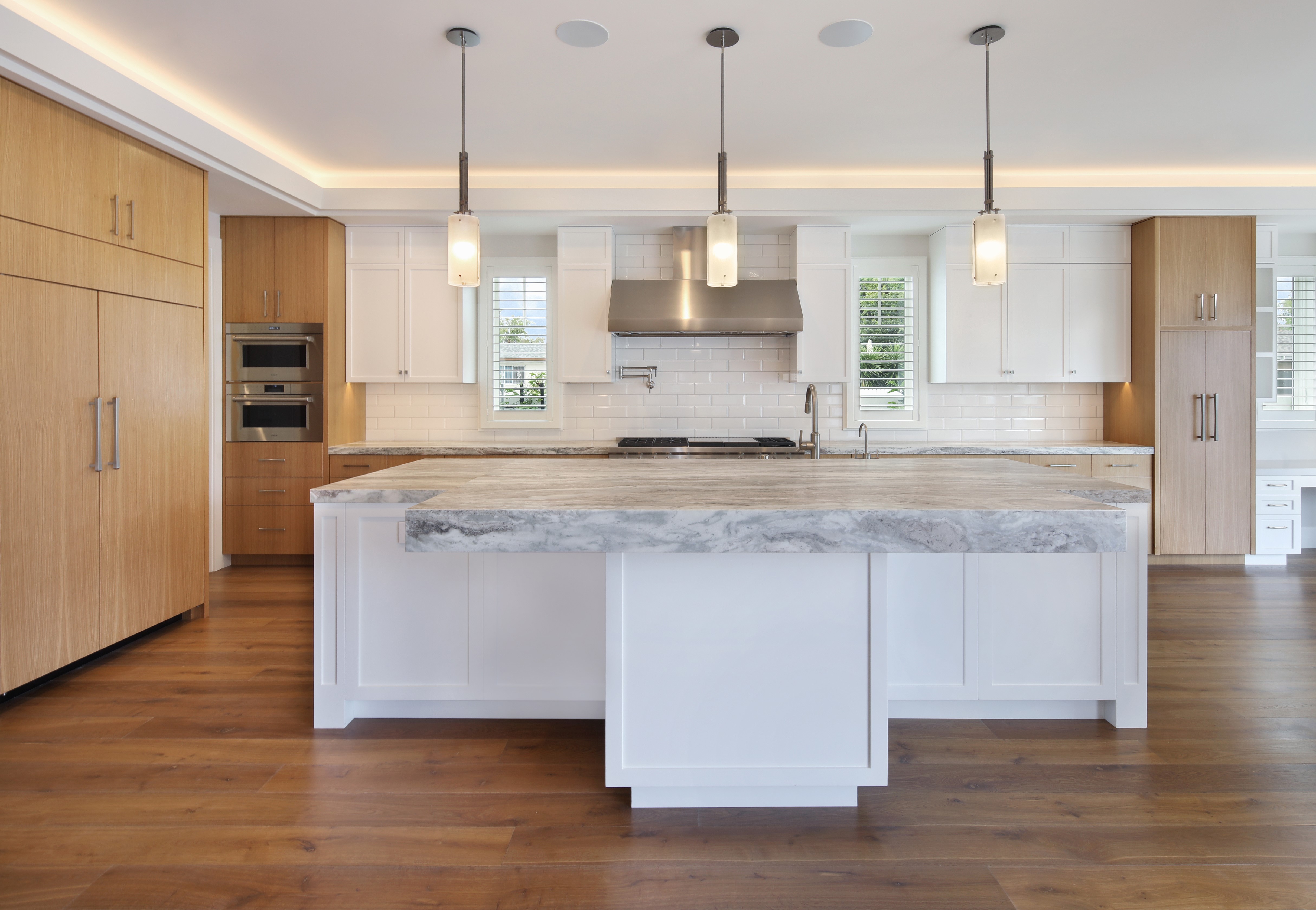 Modern Kitchen with Island and Pendant Lights HD Wallpaper