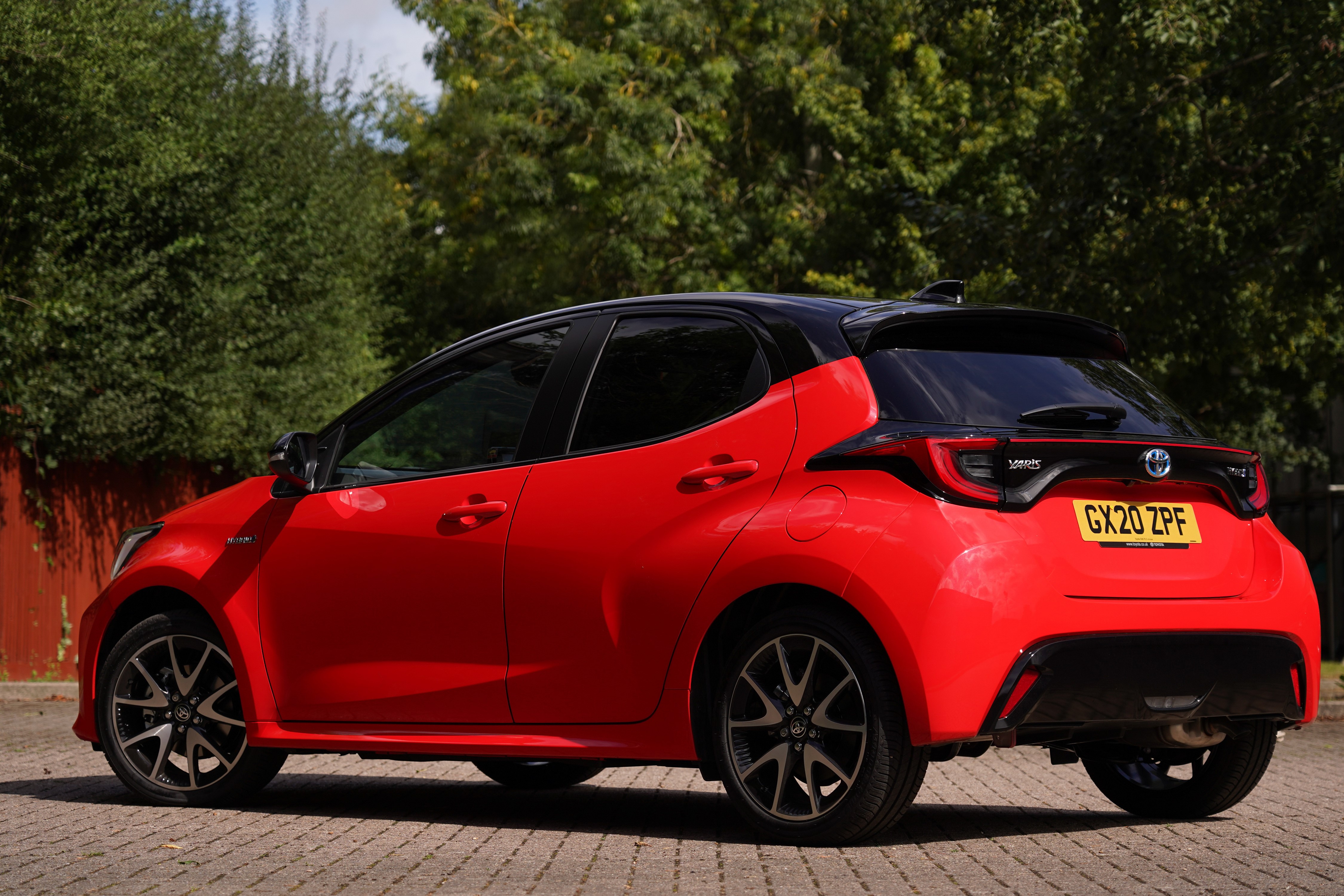 Red Toyota Yaris Hybrid UK-spec 2020 HD Wallpaper