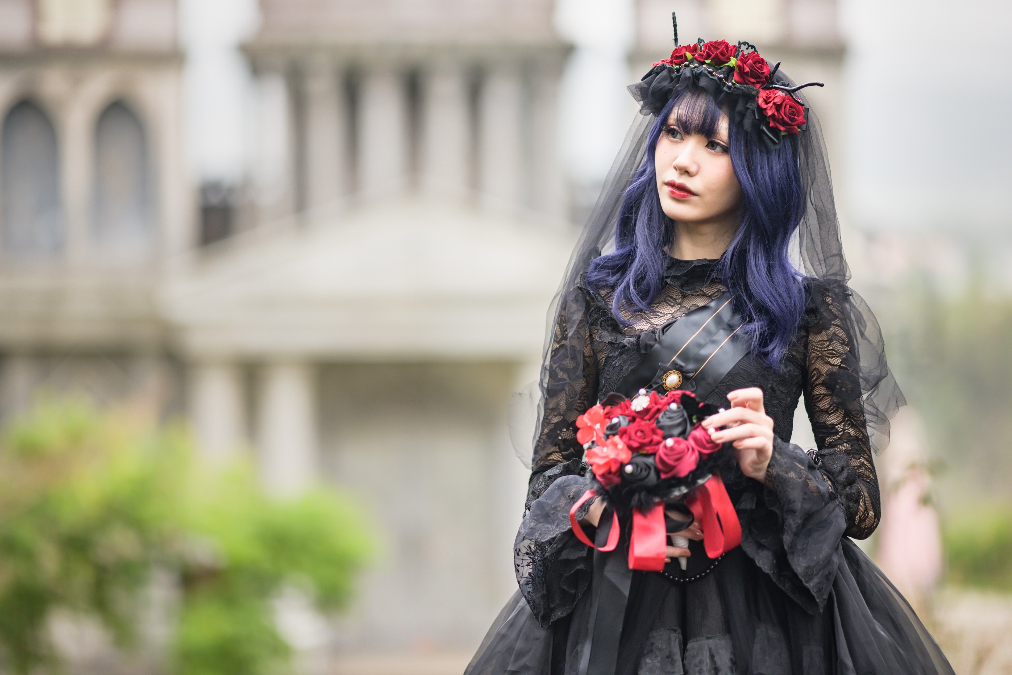 Goth Asian woman in black dress holding bouquet HD Wallpaper