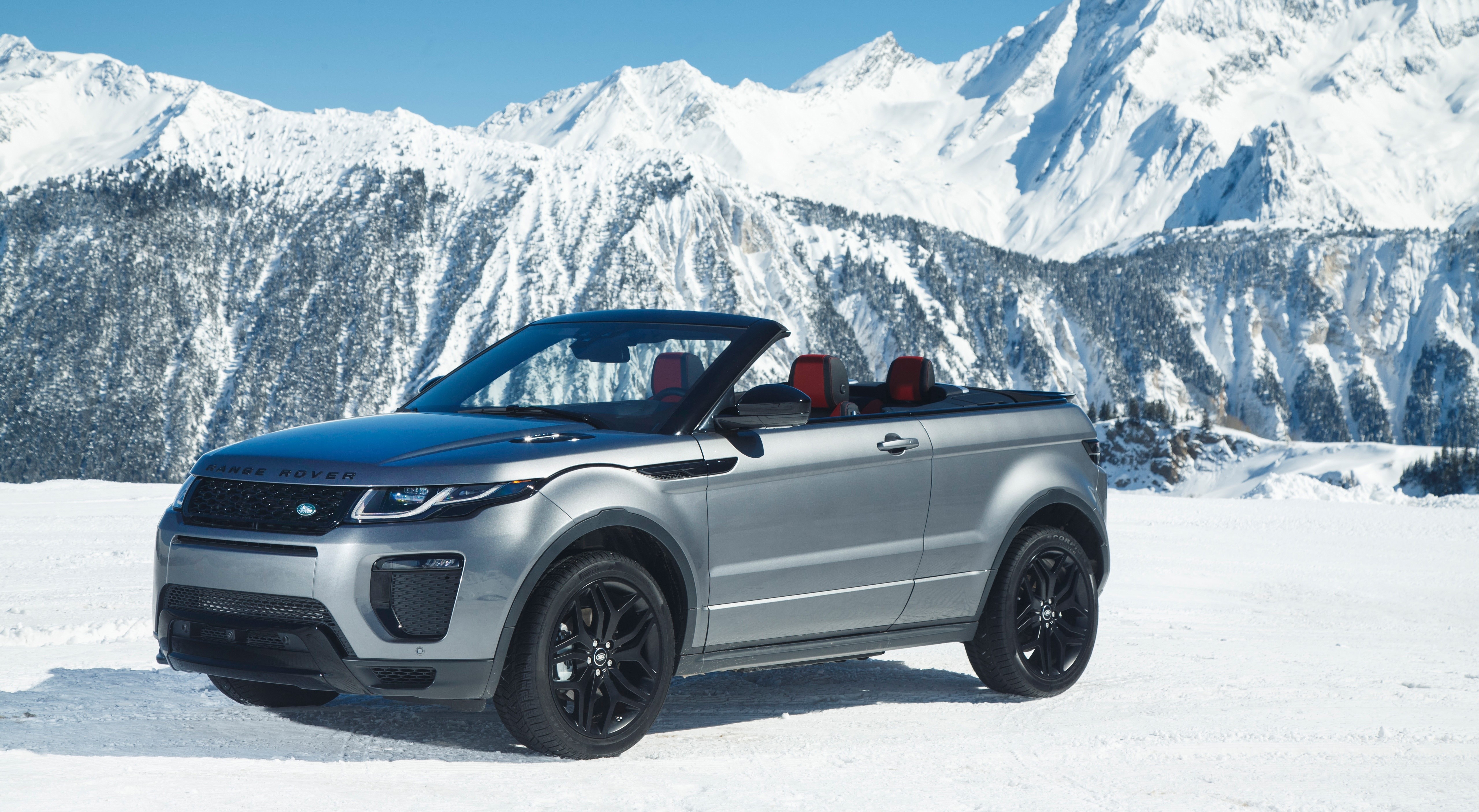 Silver Land Rover Range Rover Evoque Convertible in Snow HD Wallpaper