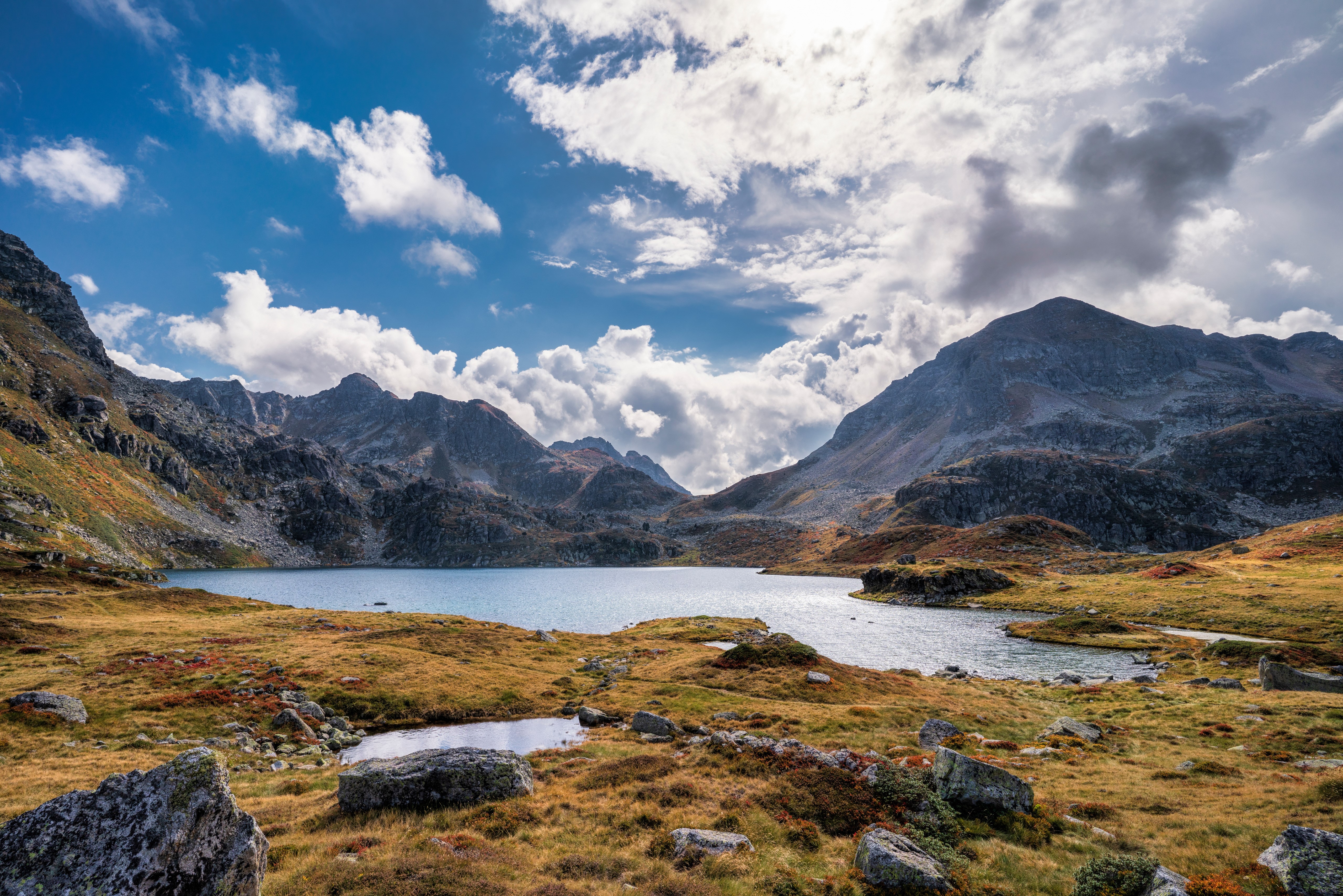 Lake and Mountains in Pyrenees, France HD Wallpaper