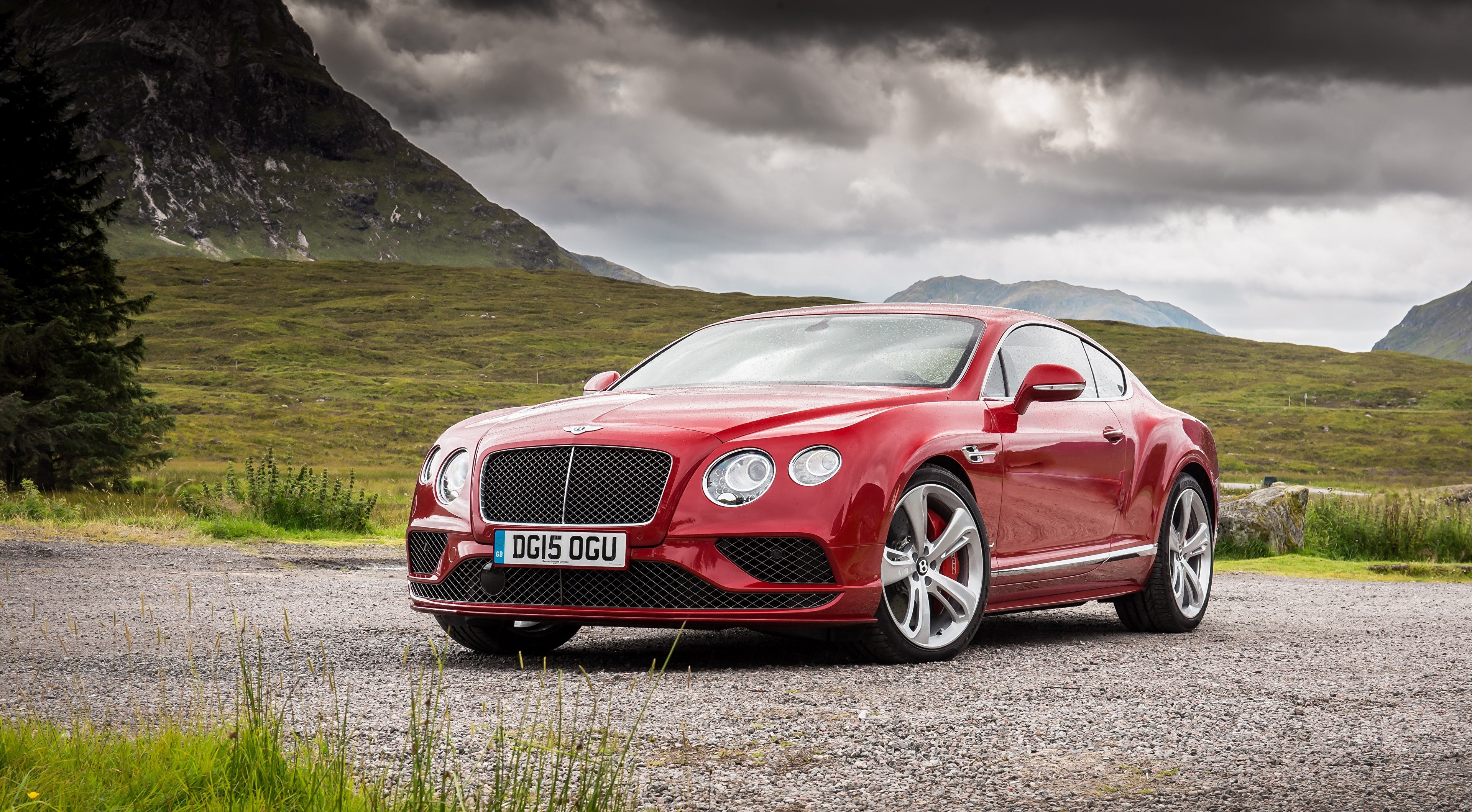 Red 2015 Bentley Continental GT Speed Coupe HD Wallpaper