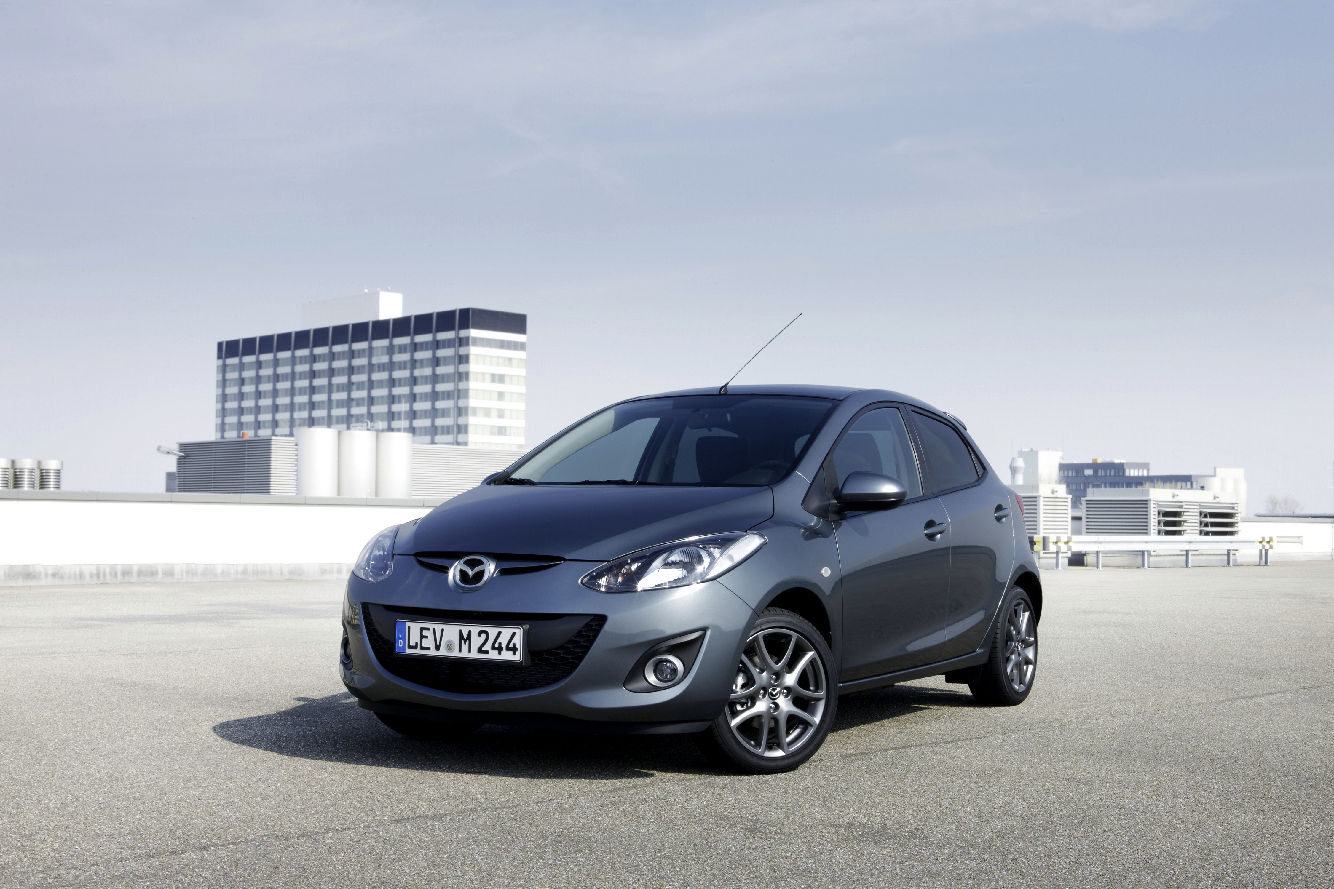Mazda 2 Edition 40 Jahre (DE2) 2012 HD Wallpaper