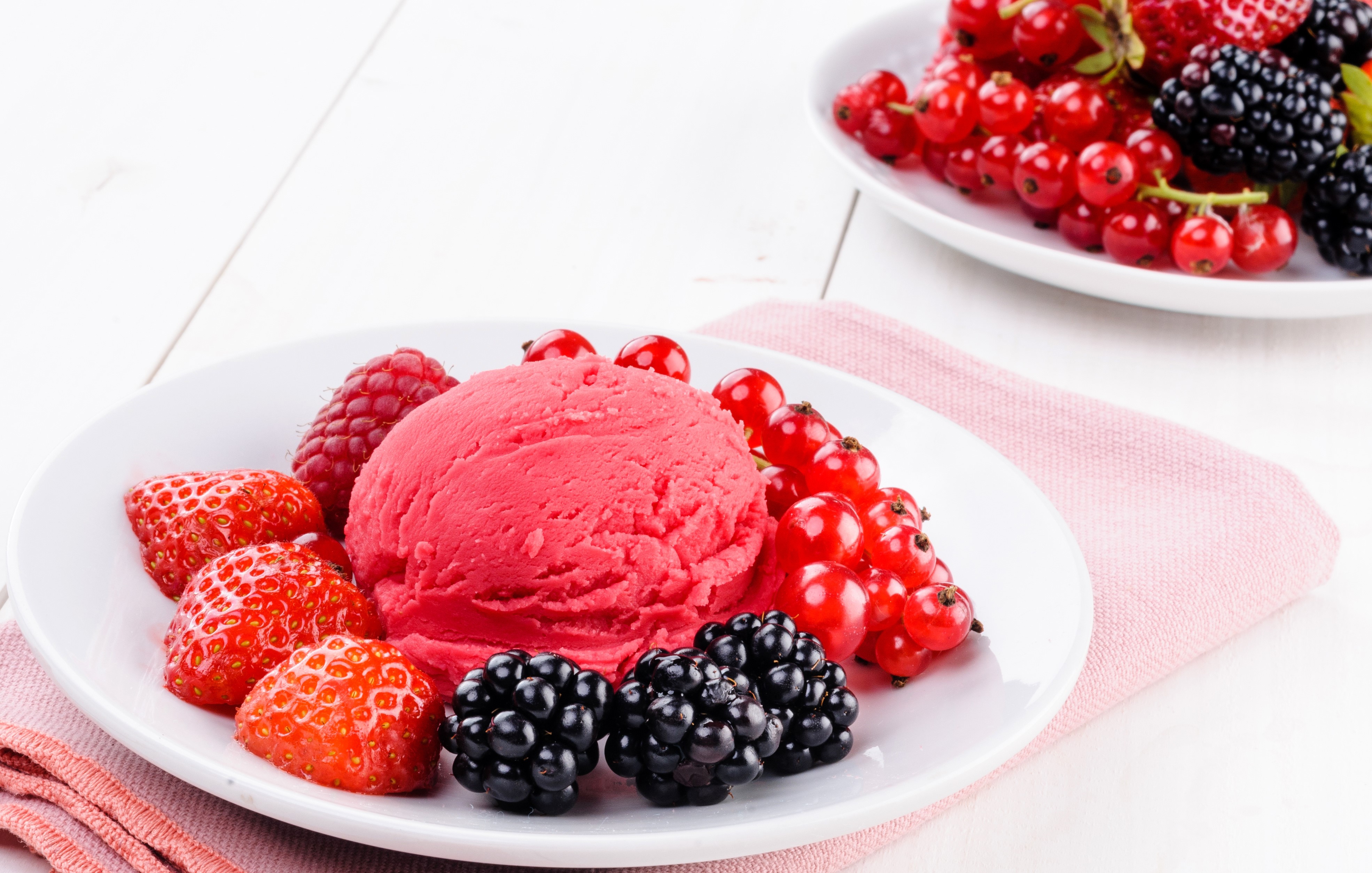Ice cream with strawberries, blackberries, and currants on a plate HD Wallpaper