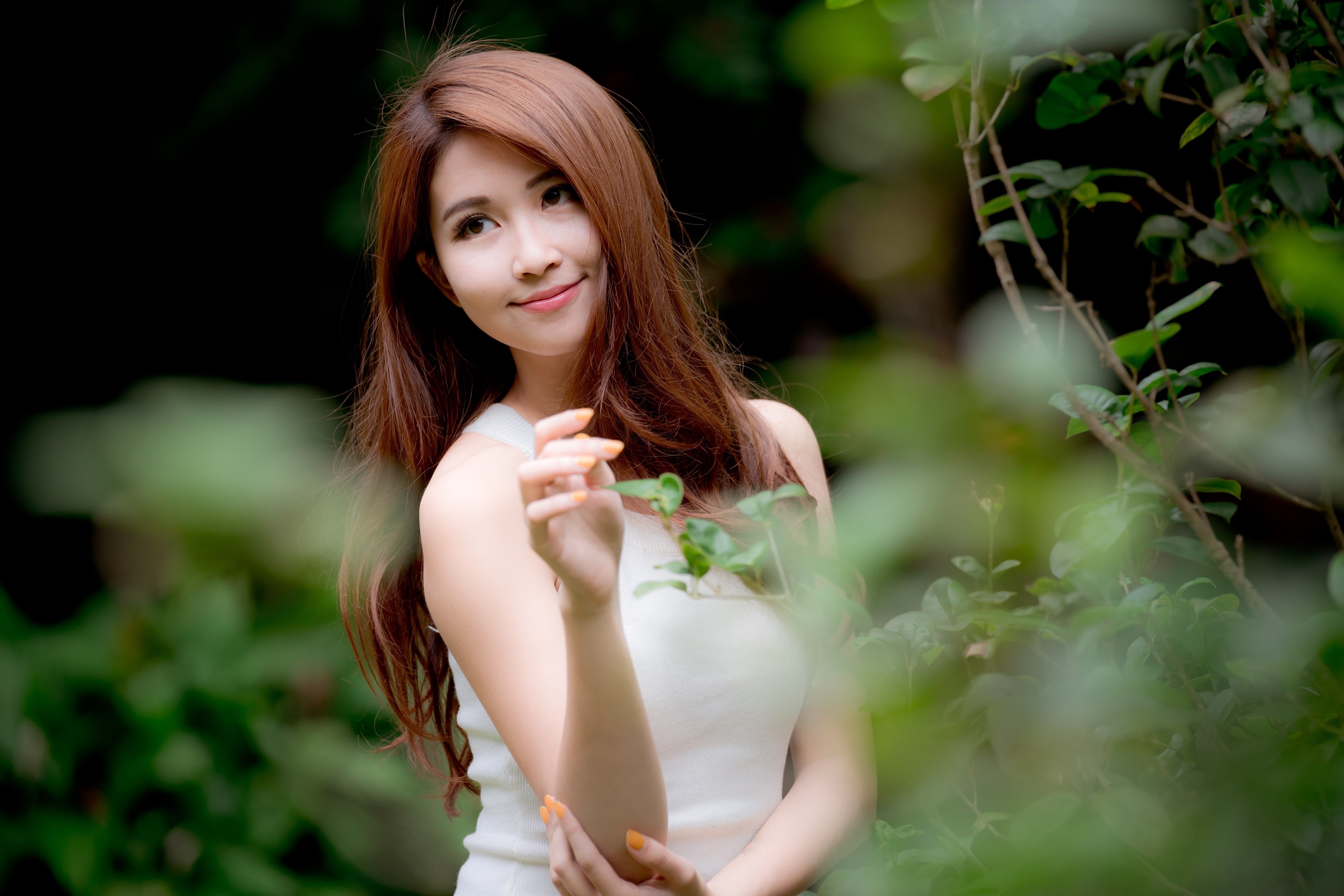 4K Portrait of Smiling Asian Woman with Brown Hair HD Wallpaper