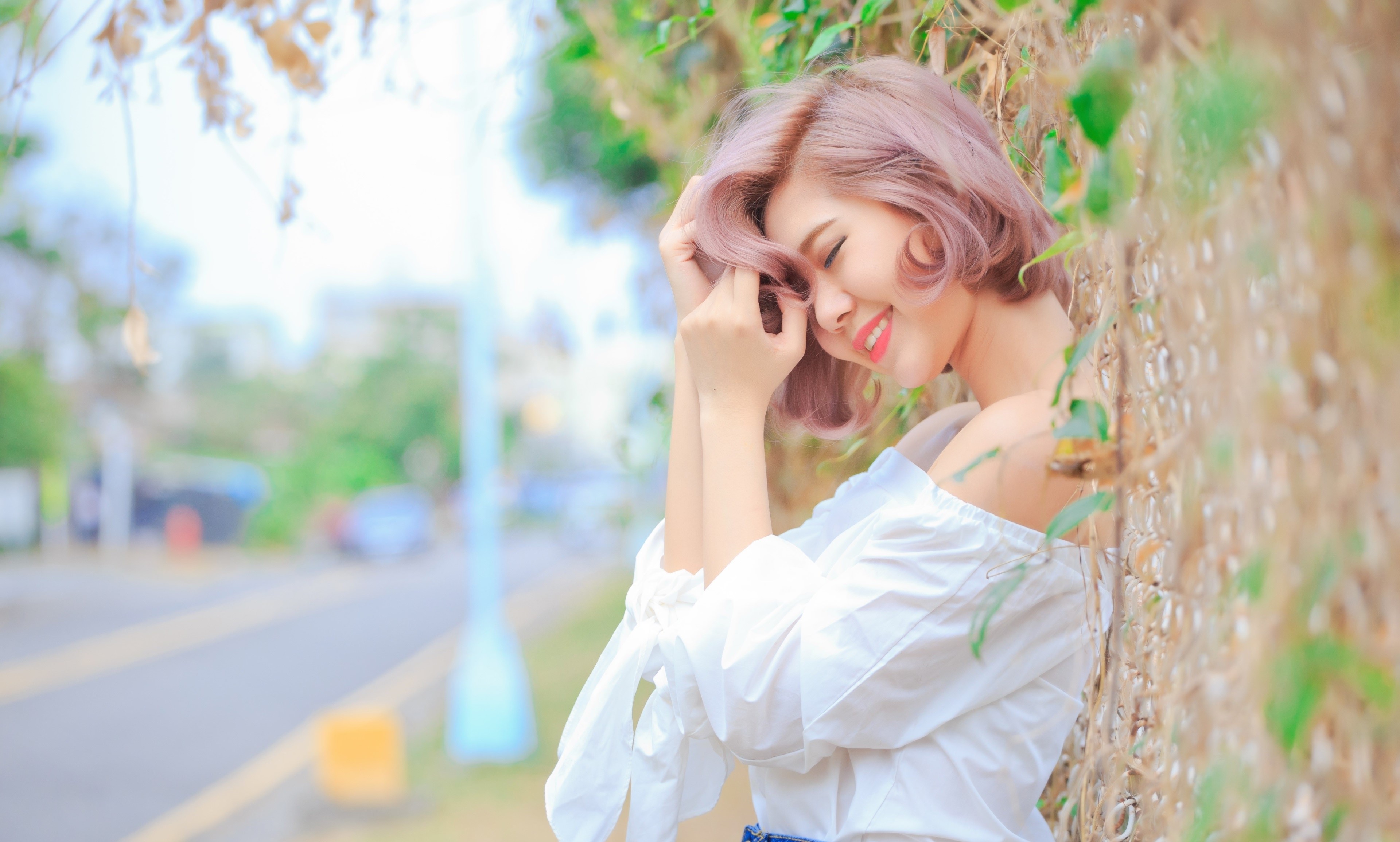 Asian woman with pink hair smiling HD Wallpaper