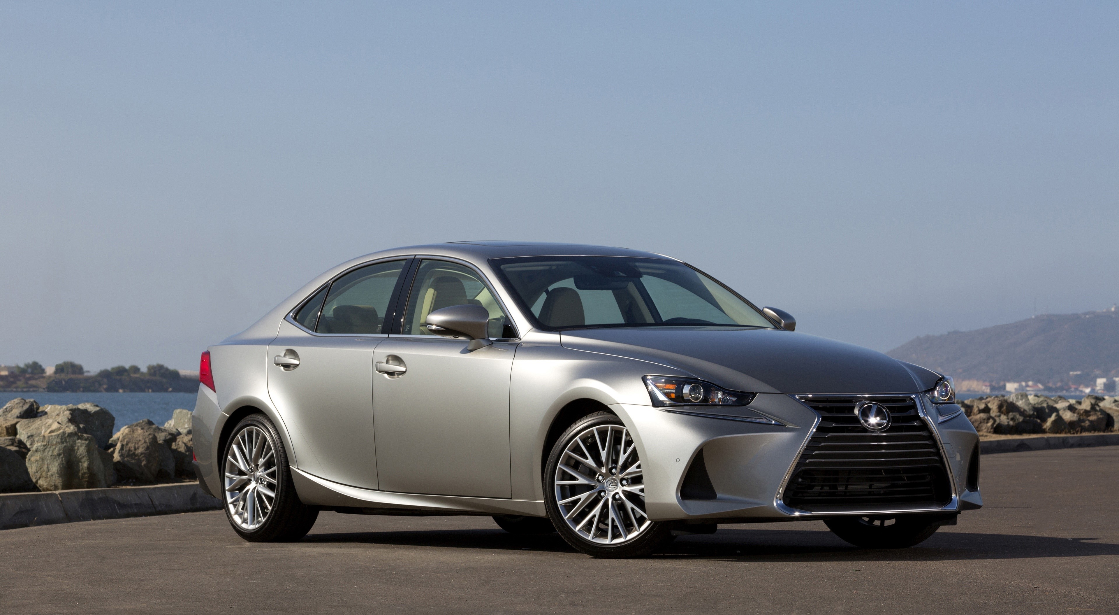 2016 Lexus IS 200t Sedan in Silver HD Wallpaper