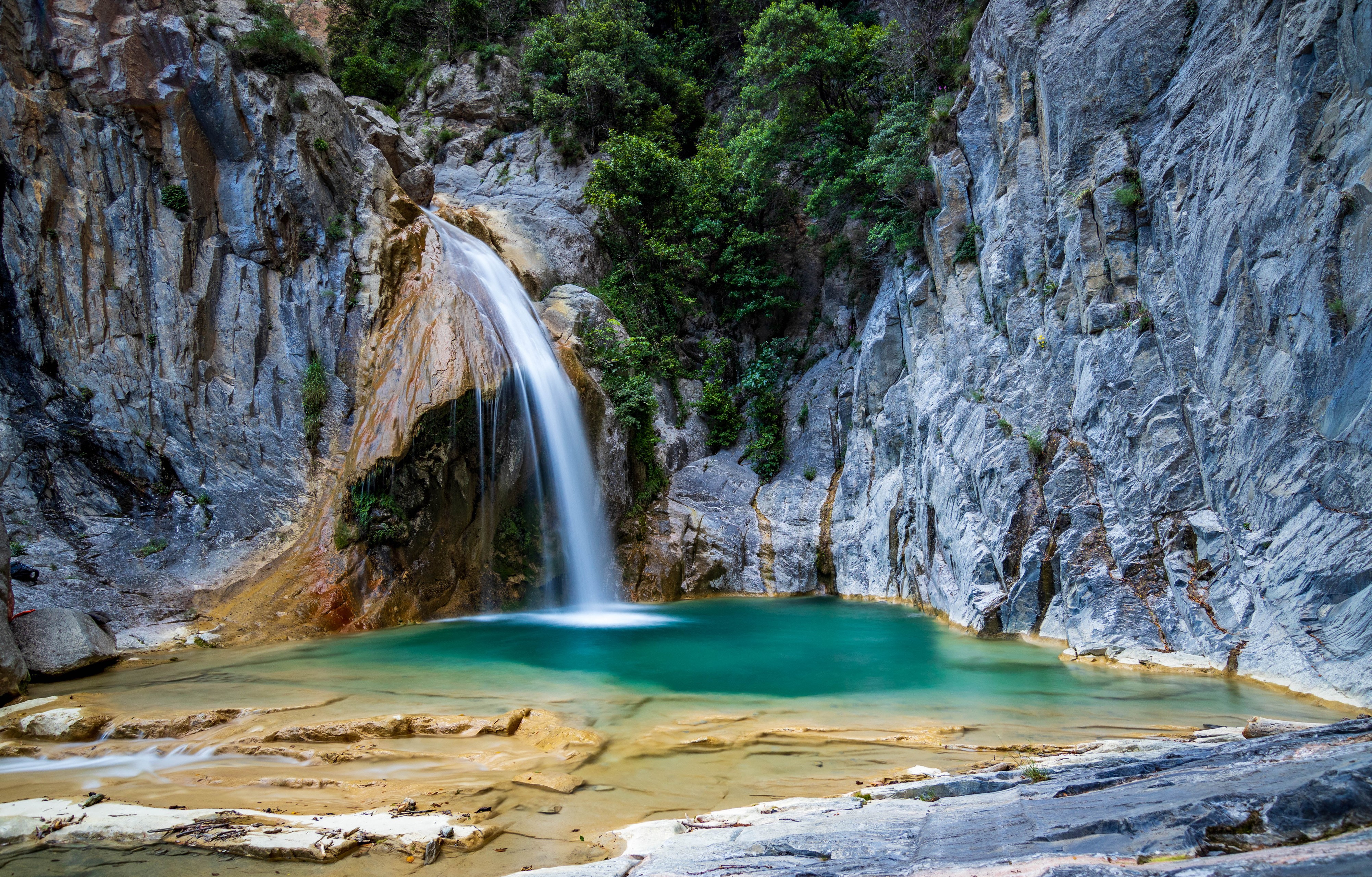 4K Spain Waterfalls Crag HD Wallpaper