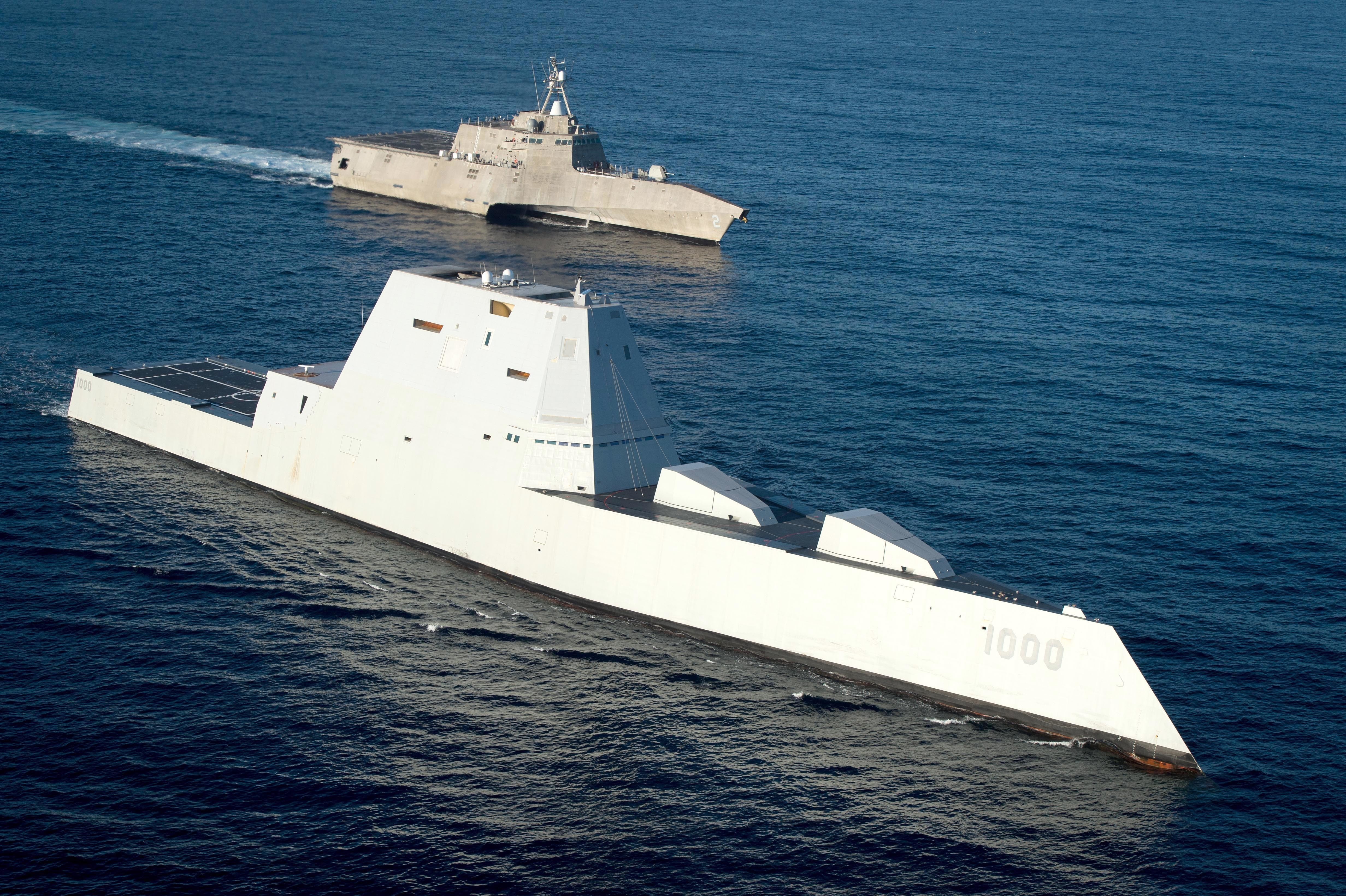 USS Zumwalt (DDG 1000) and USS Independence (LCS 2) HD Wallpaper