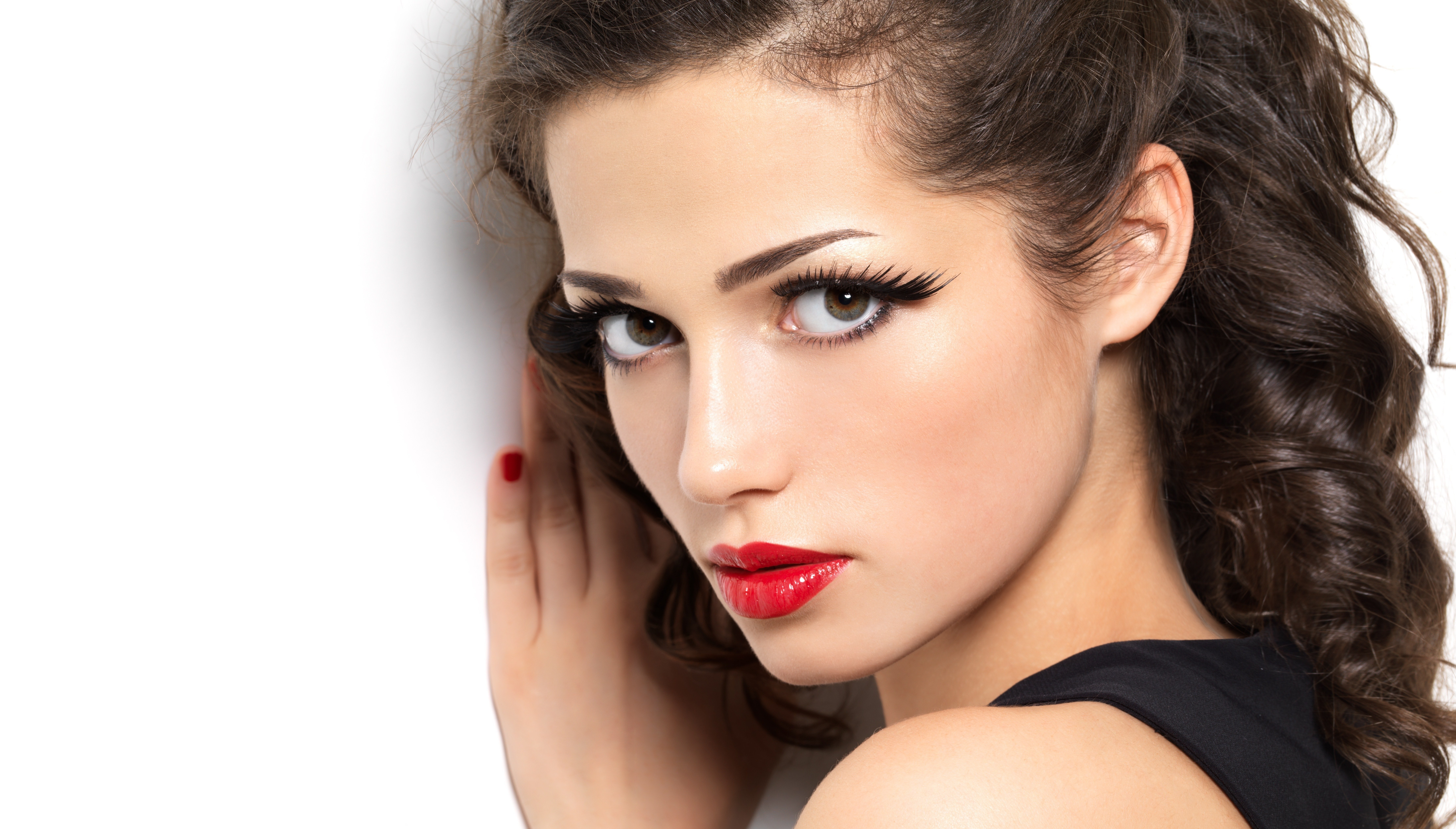 Woman with red lips and dramatic makeup HD Wallpaper