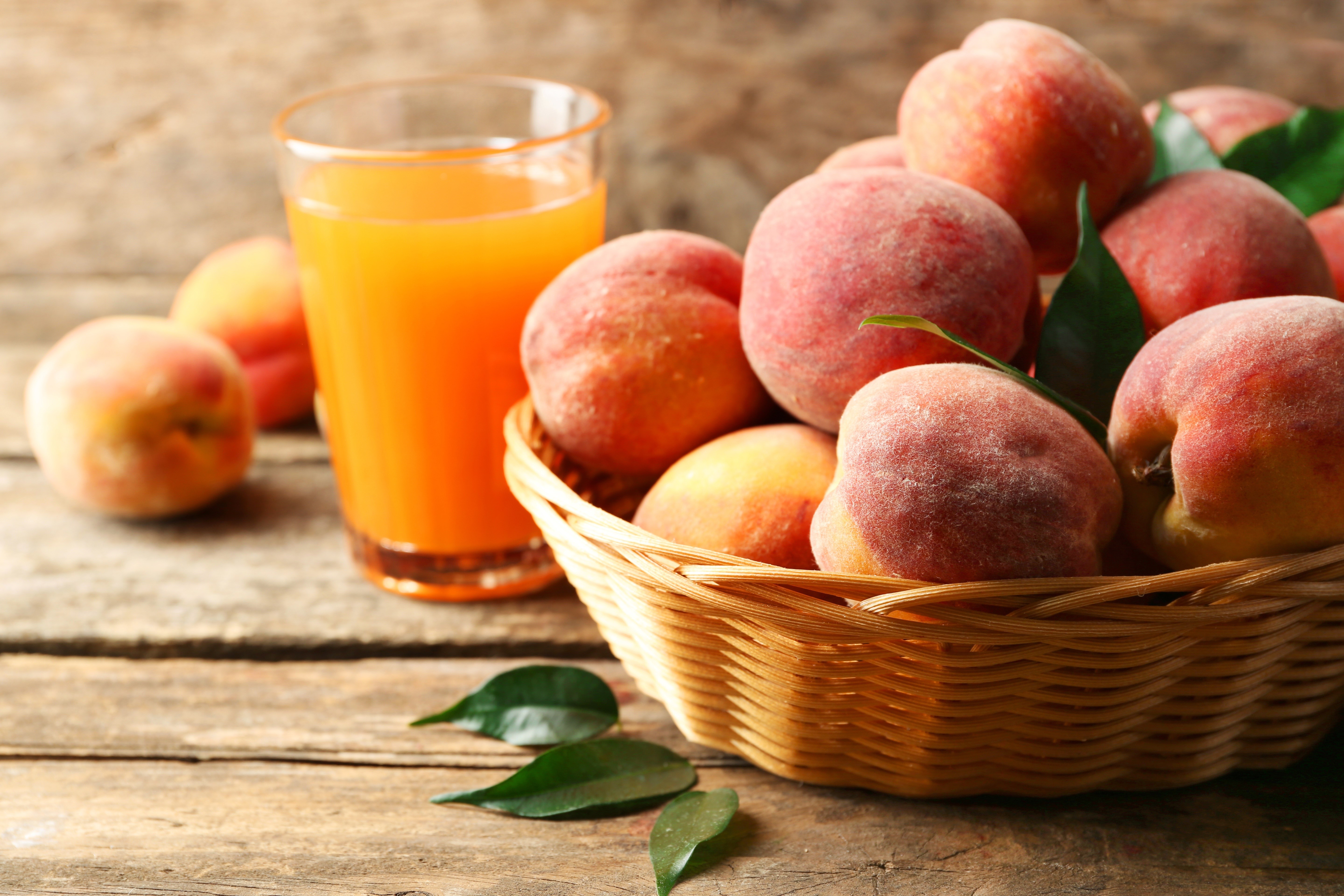 Peaches and Peach Juice HD Wallpaper
