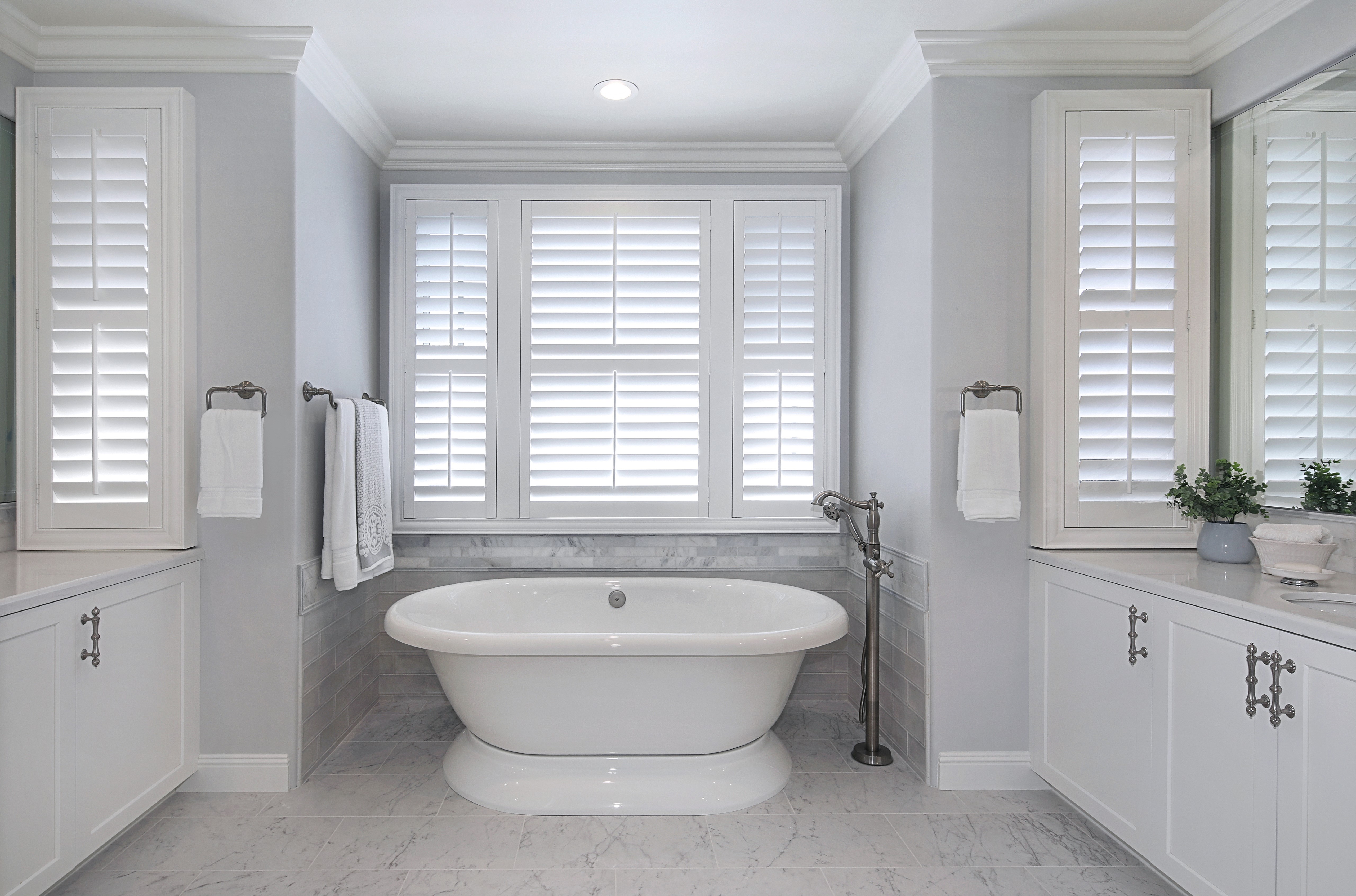 Interior Design of a Modern Bathroom HD Wallpaper