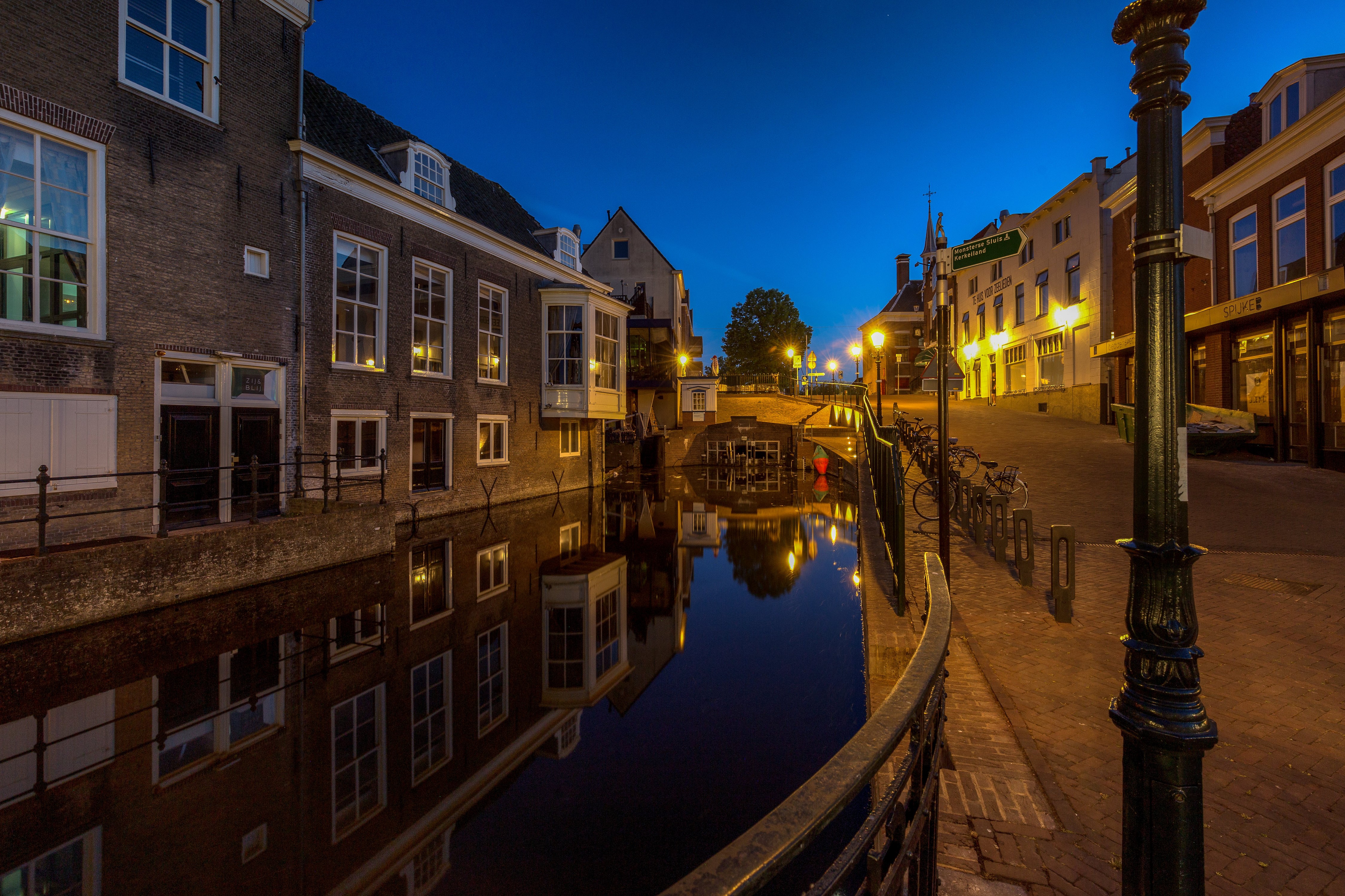 4K Maassluis Netherlands Evening Canal Houses Street Lights HD Wallpaper