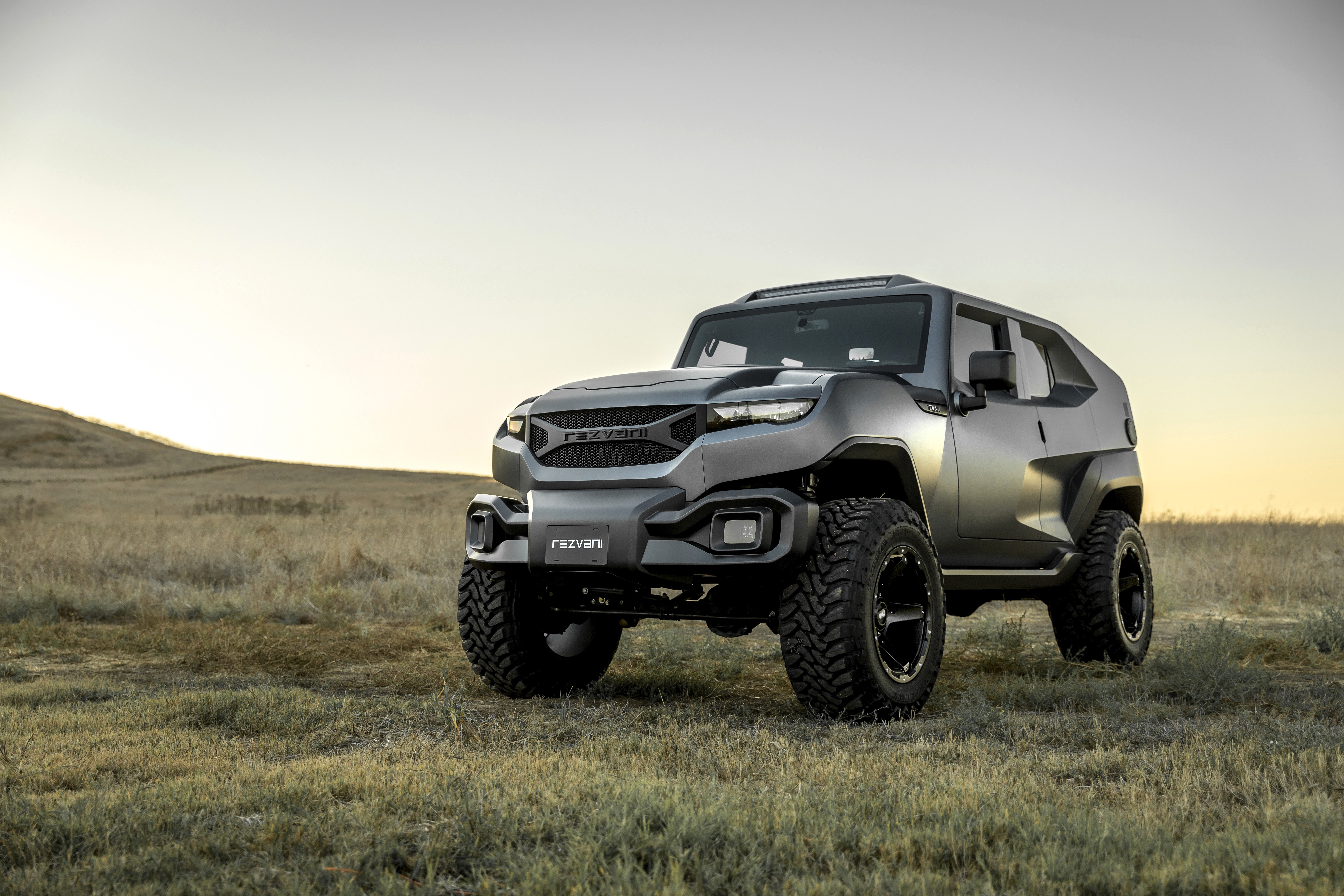 2017 Rezvani Tank V6 SUV HD Wallpaper