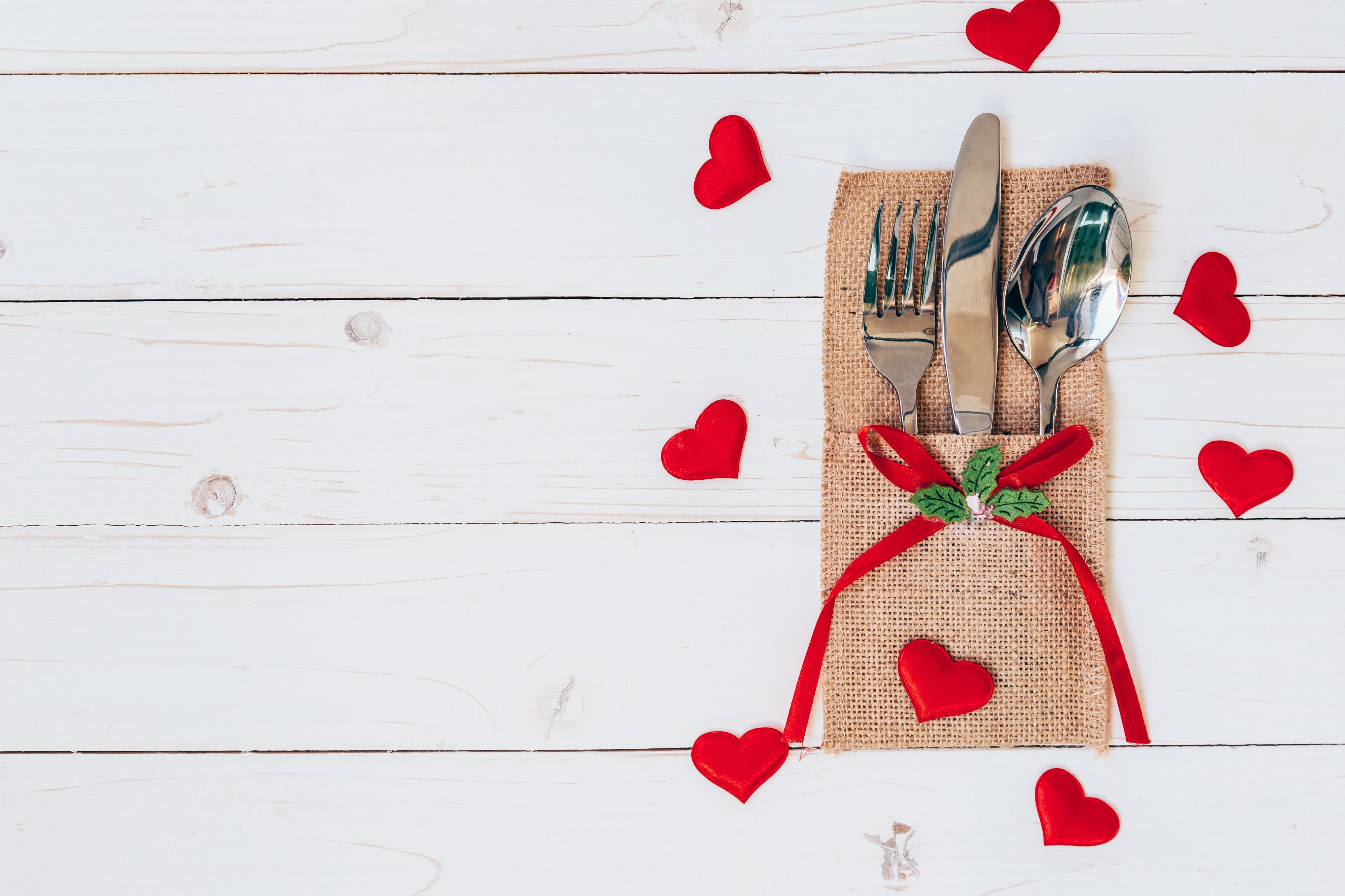 Valentine's Day Table Setting with Hearts and Cutlery HD Wallpaper