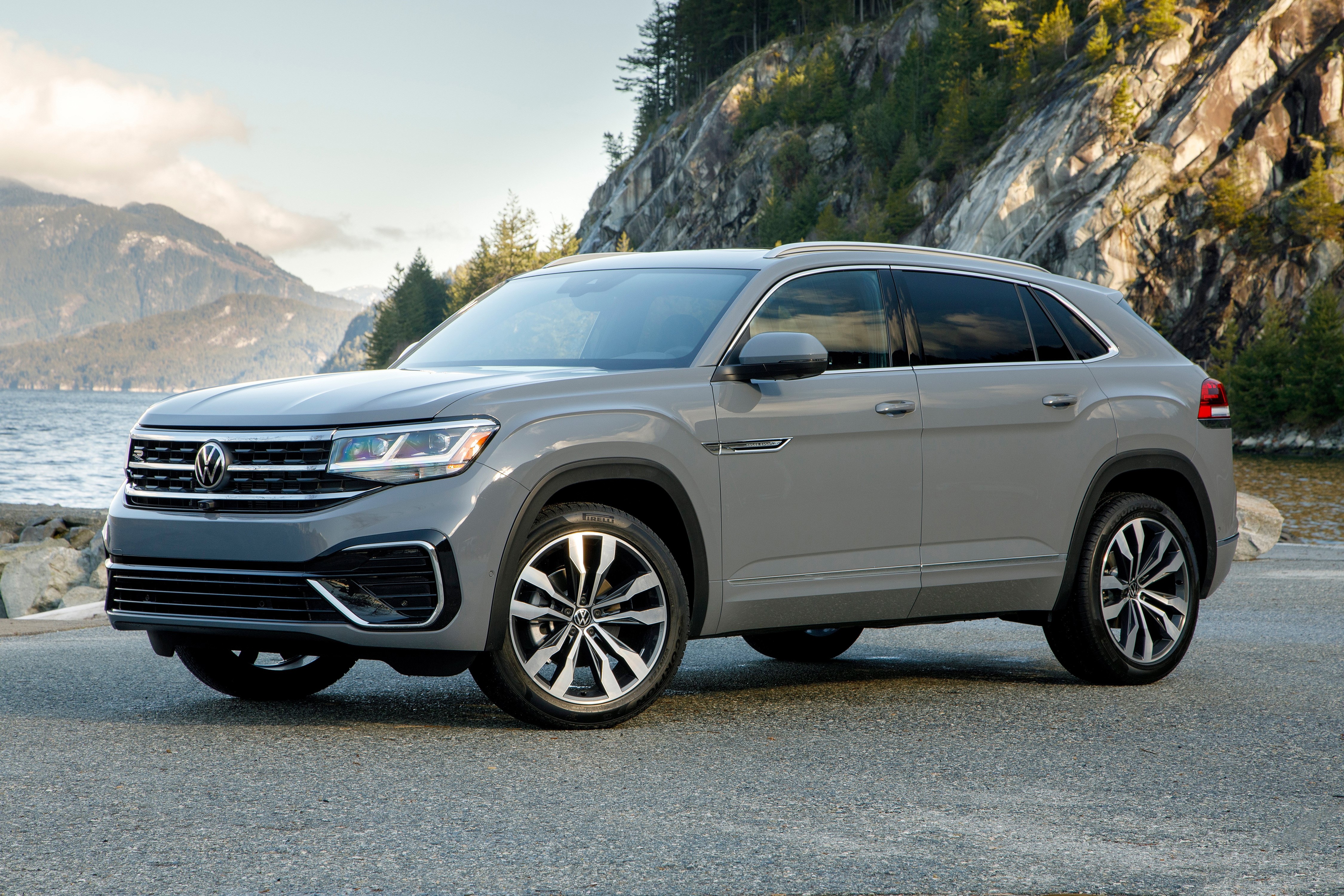 2020 Volkswagen Atlas Cross Sport SEL R-Line HD Wallpaper