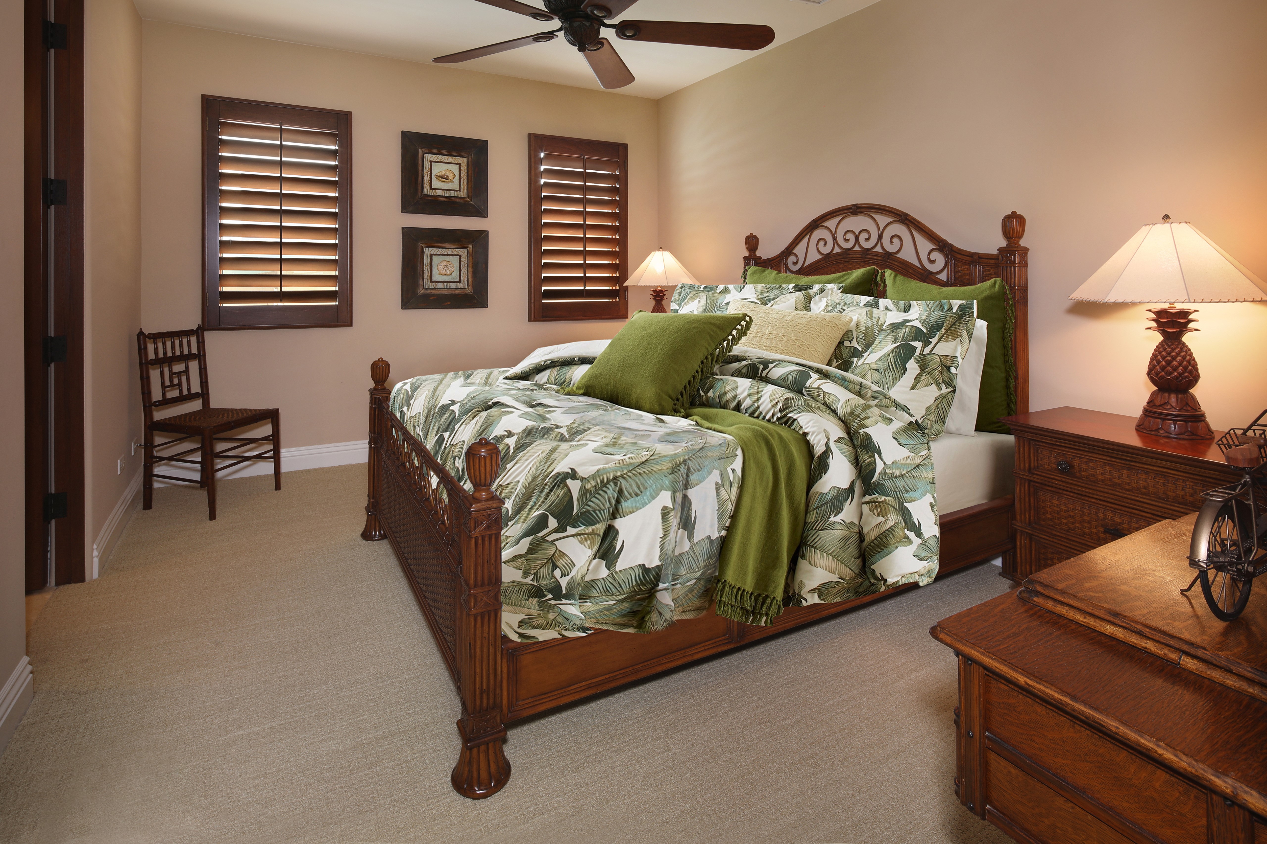 Bedroom Interior Design with Tropical Bedding HD Wallpaper