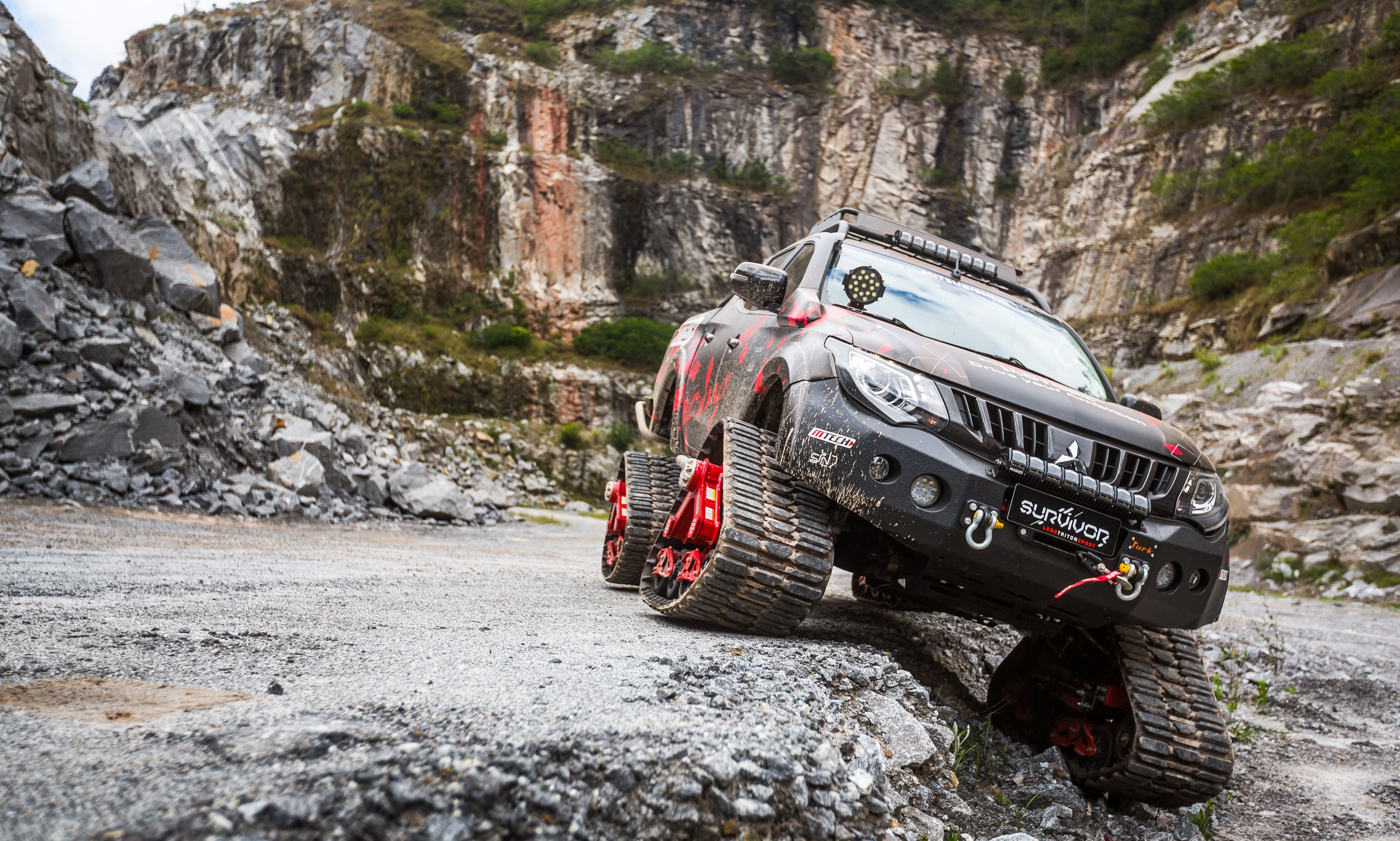 Mitsubishi L200 Triton Survivor off-road vehicle HD Wallpaper