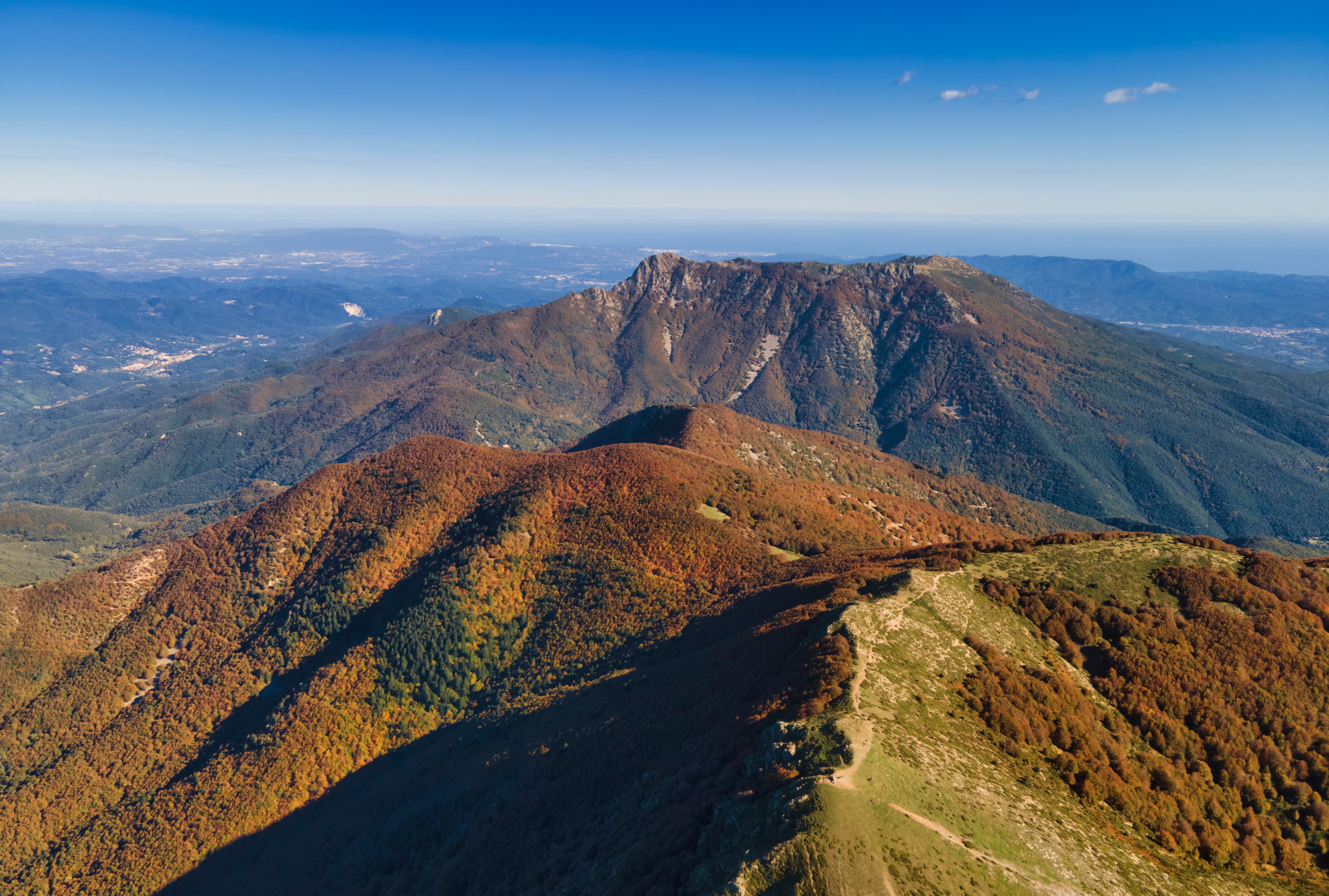 Mountains in Autumn, Catalonia, Spain HD Wallpaper