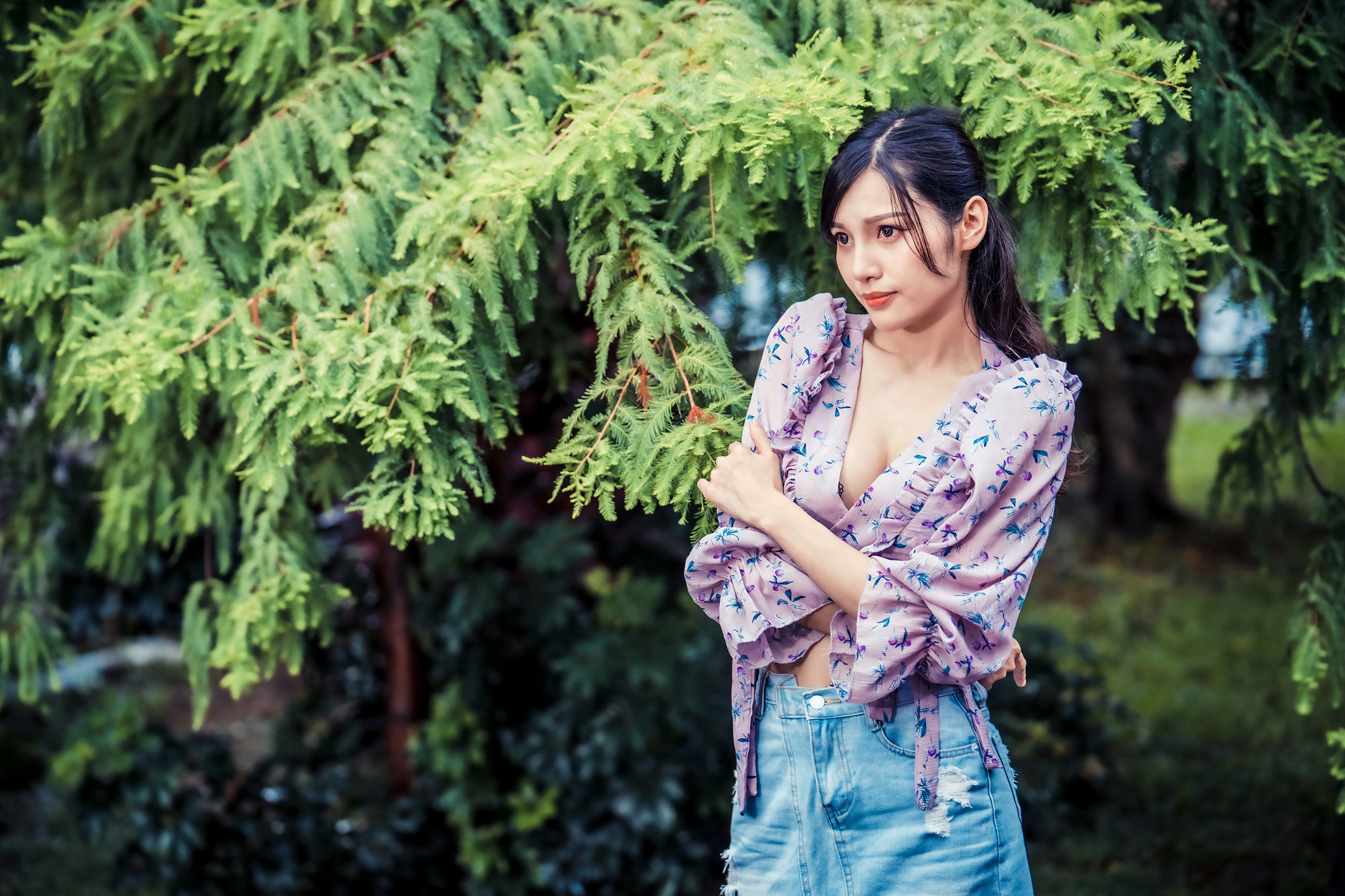 4K Portrait of Asian Brunette in Floral Blouse HD Wallpaper