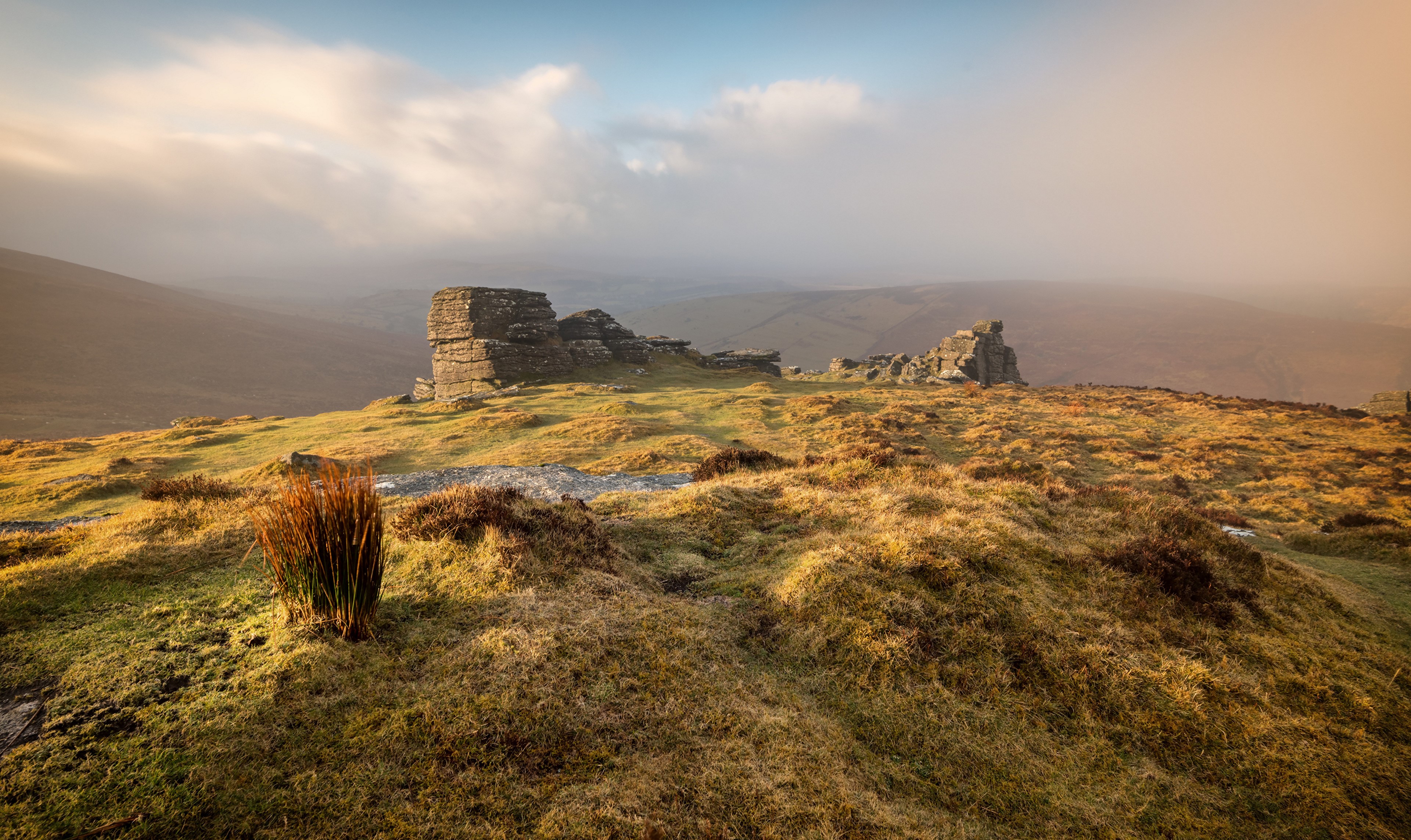 4K Dartmoor England Stones Ruins Hill HD Wallpaper
