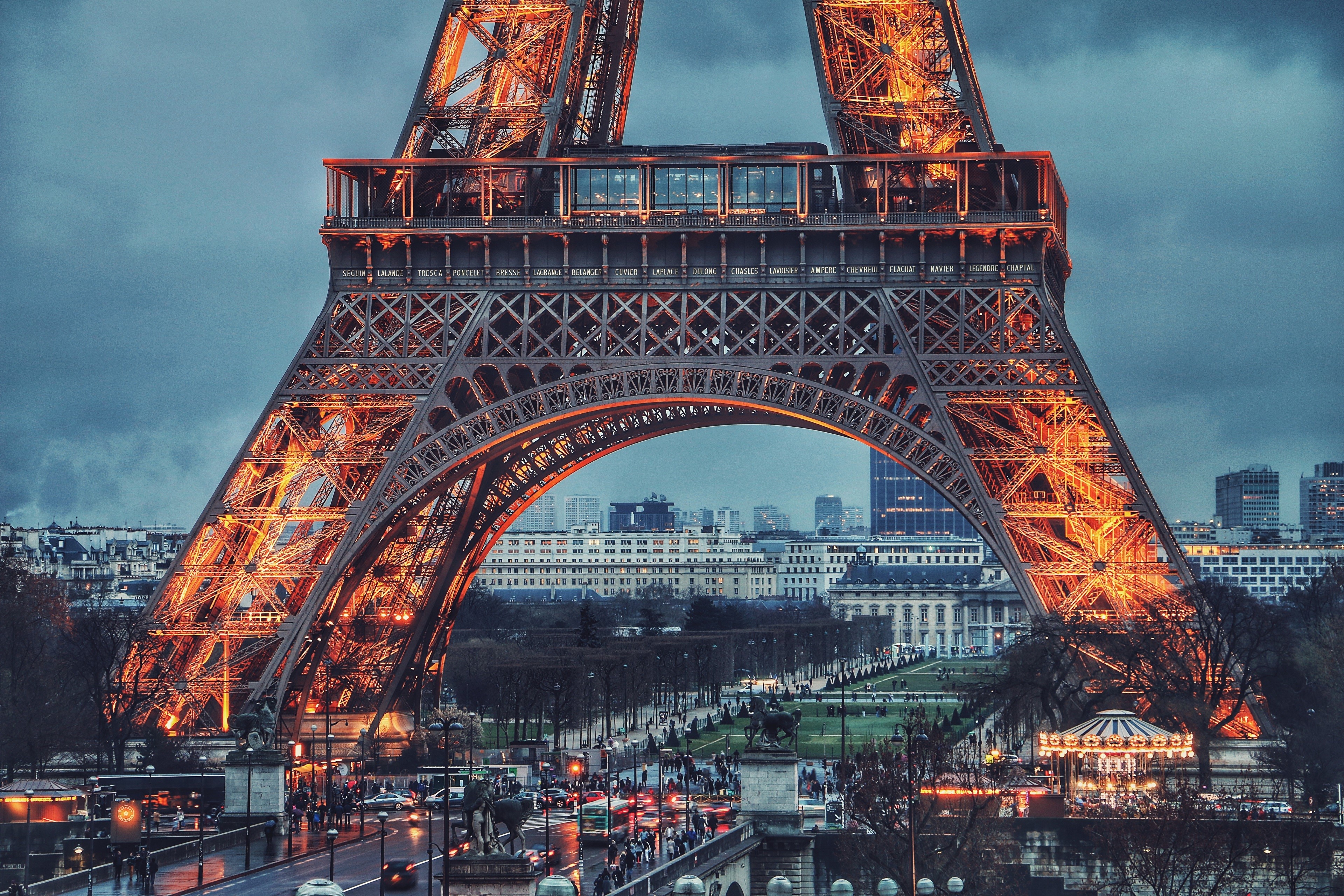 Eiffel Tower at Dusk in Paris HD Wallpaper