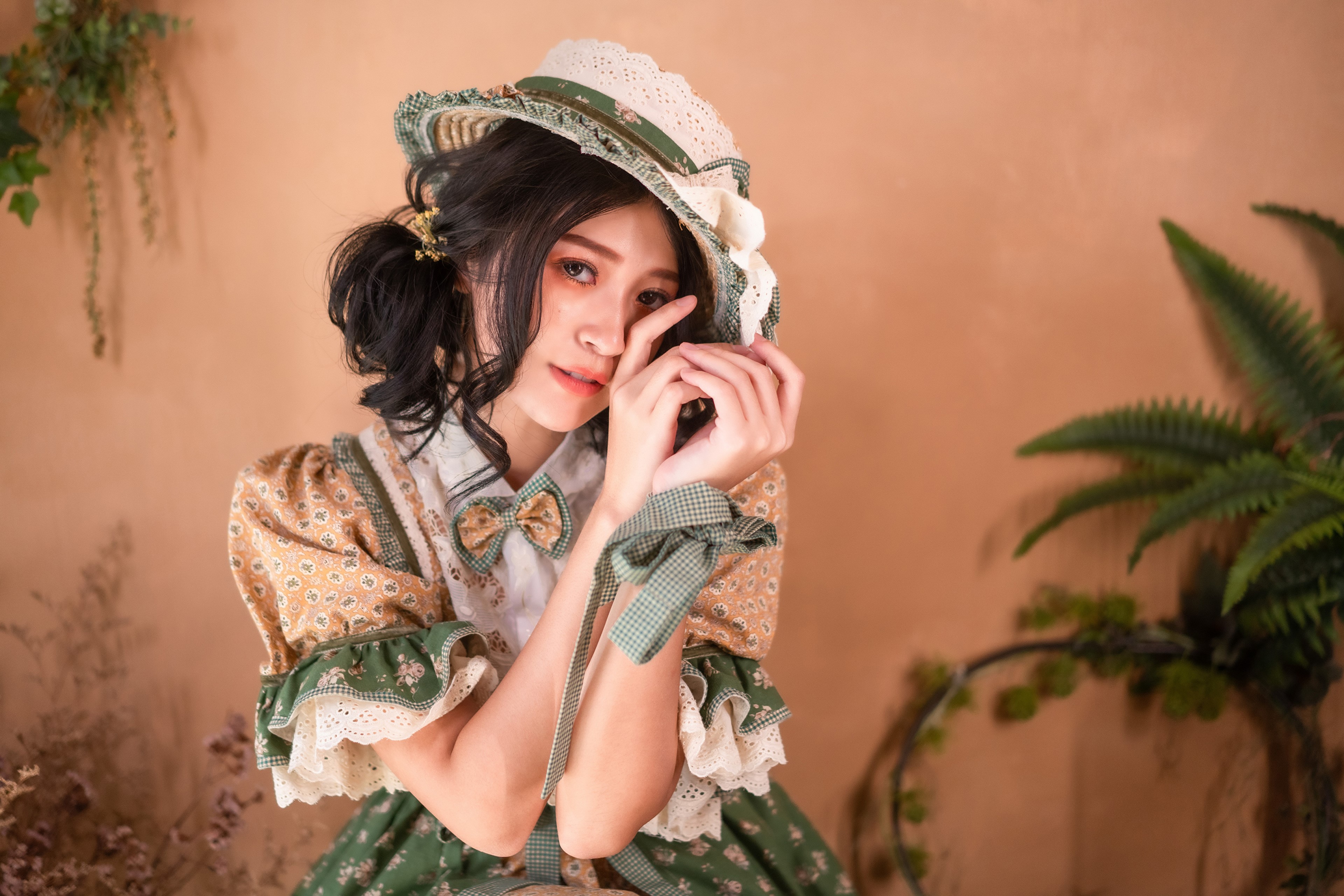 Brunette girl in a lolita dress and hat HD Wallpaper