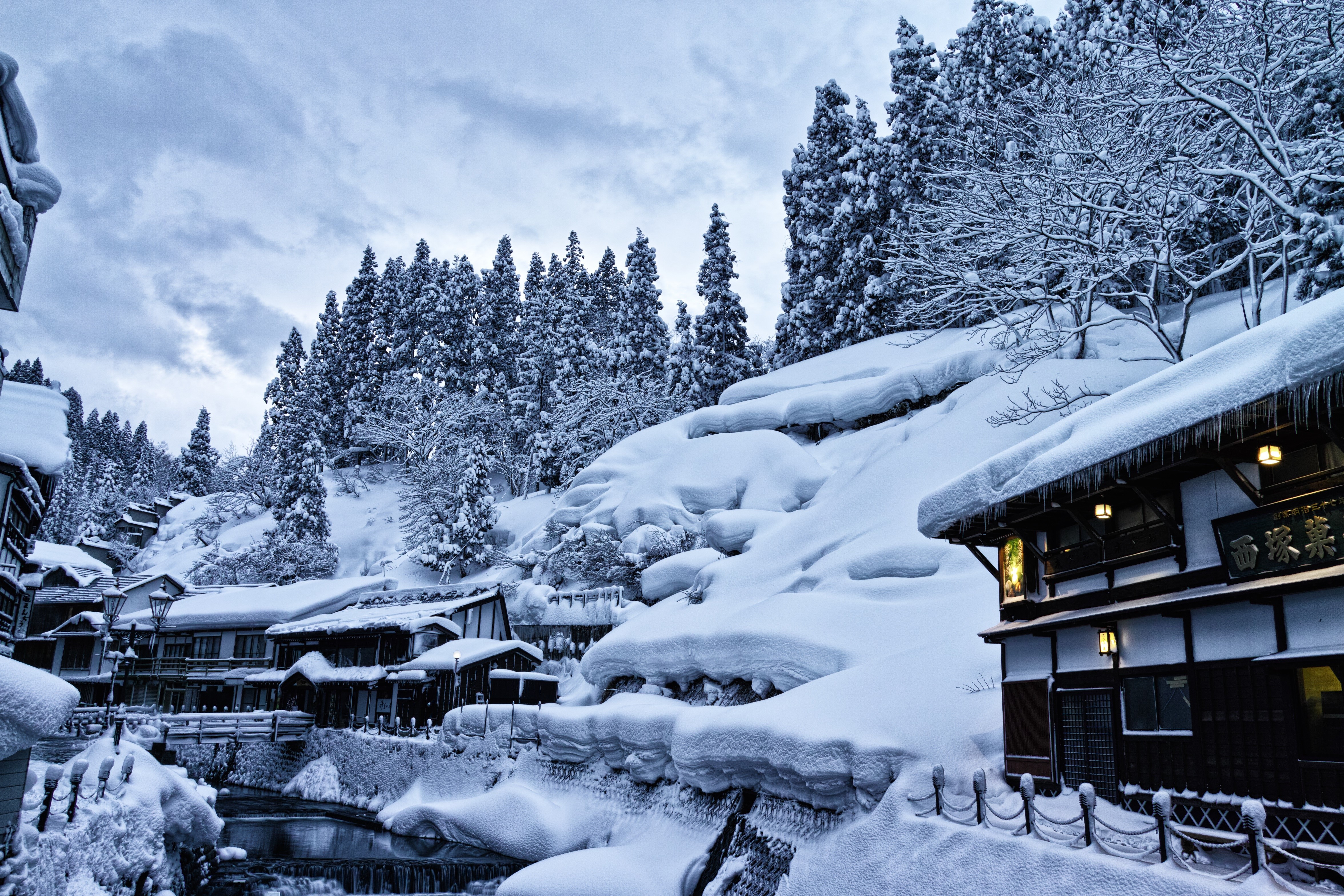 4K Ginzan Onsen Yamagata Japan Snow Houses HD Wallpaper