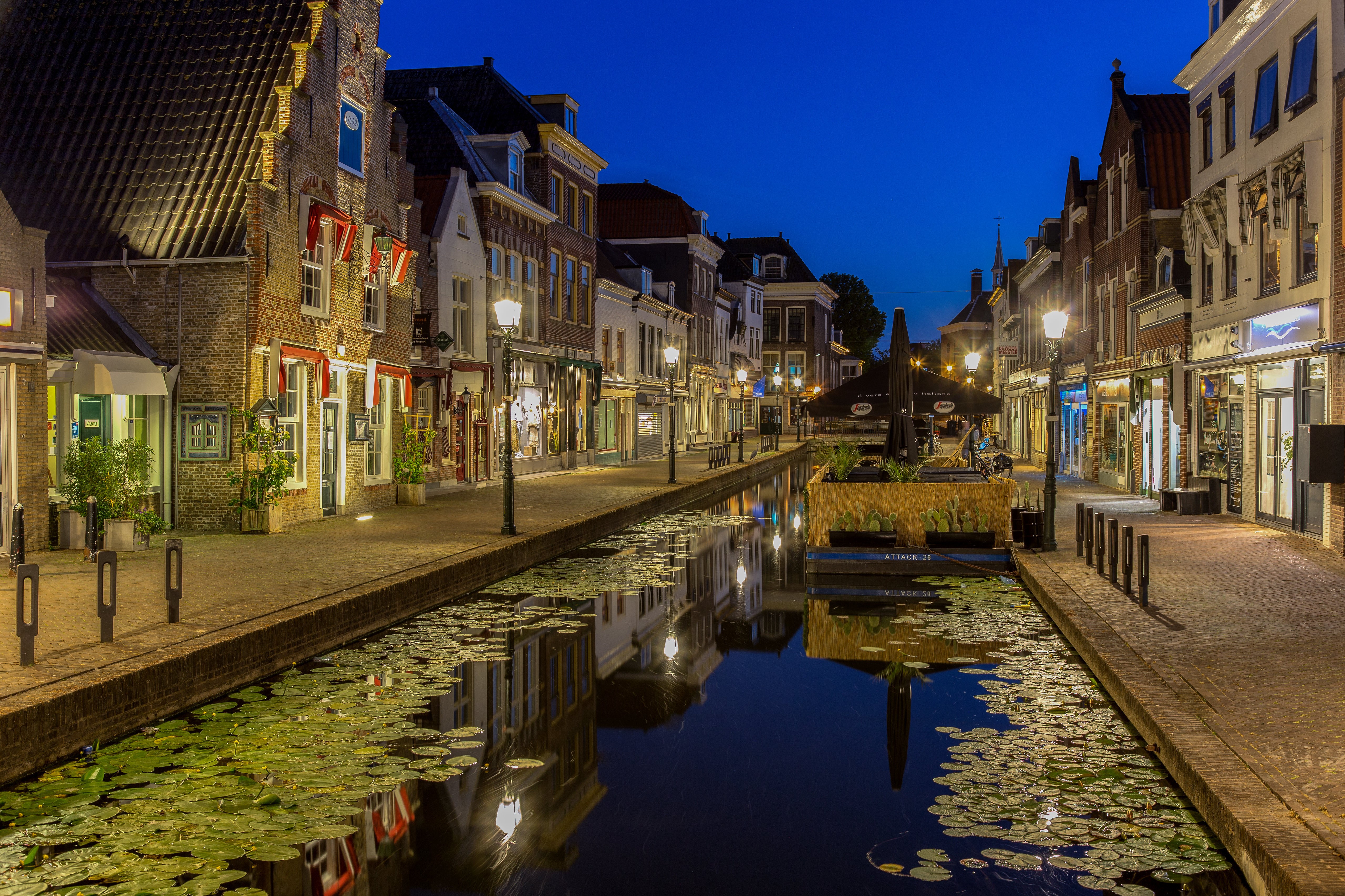 Canal in Maassluis, Netherlands at Night HD Wallpaper