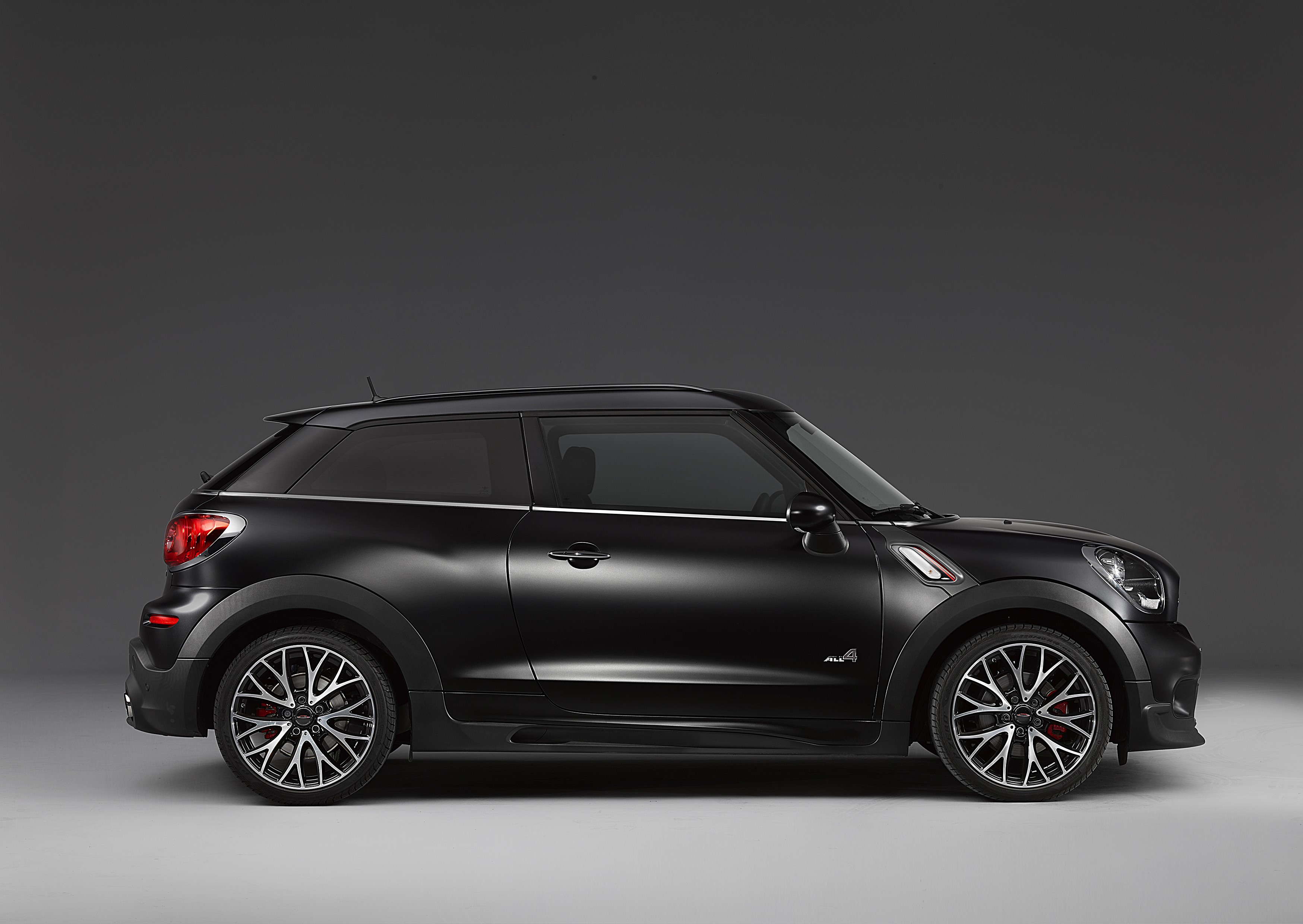 Mini John Cooper Works Paceman ALL4 in Frozen Black HD Wallpaper
