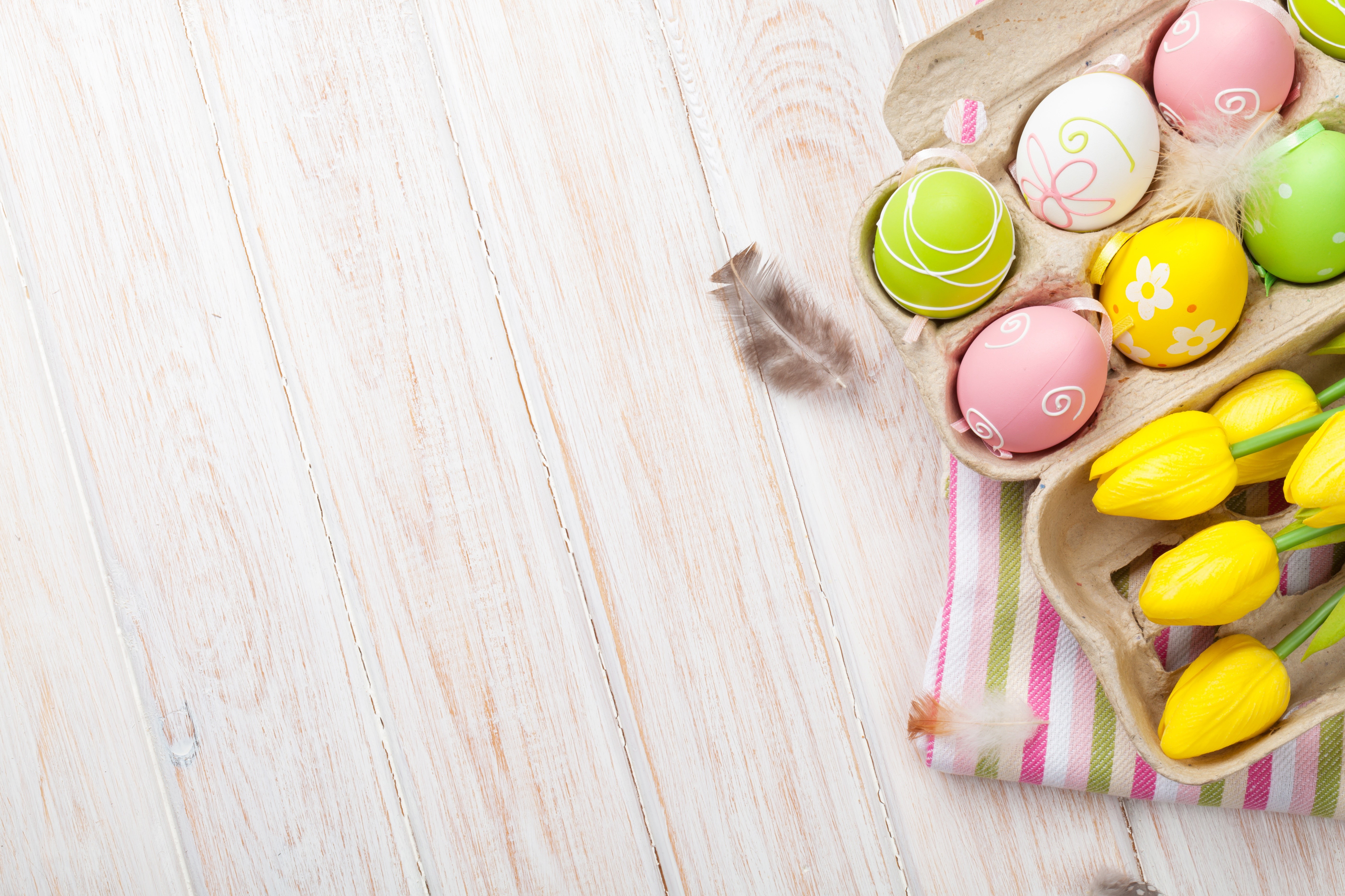 Easter Eggs and Yellow Tulips in a Carton HD Wallpaper