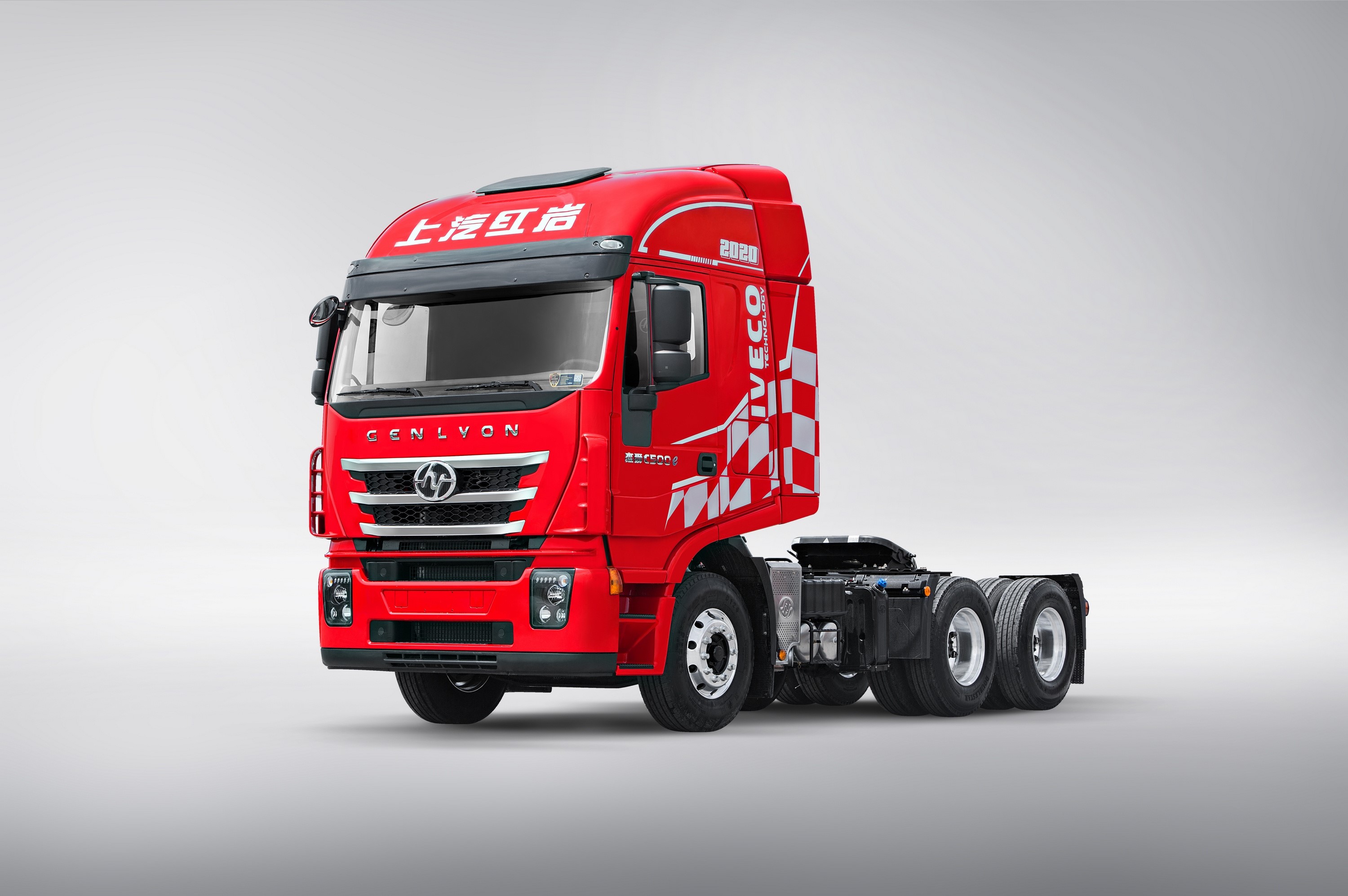 Red Iveco Genlyon Semi-truck with Chinese text HD Wallpaper