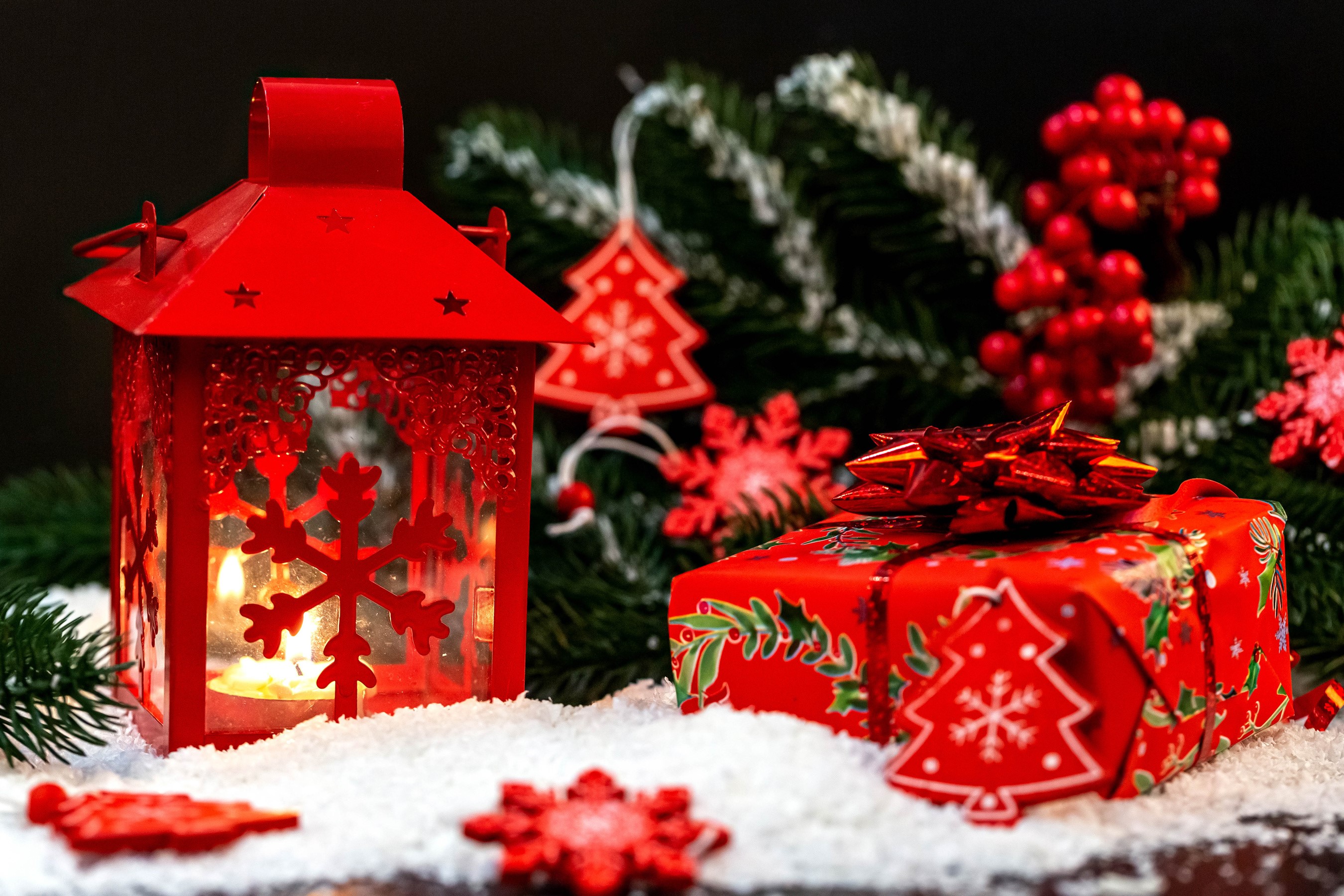 Christmas lantern, gift, and tree decorations HD Wallpaper
