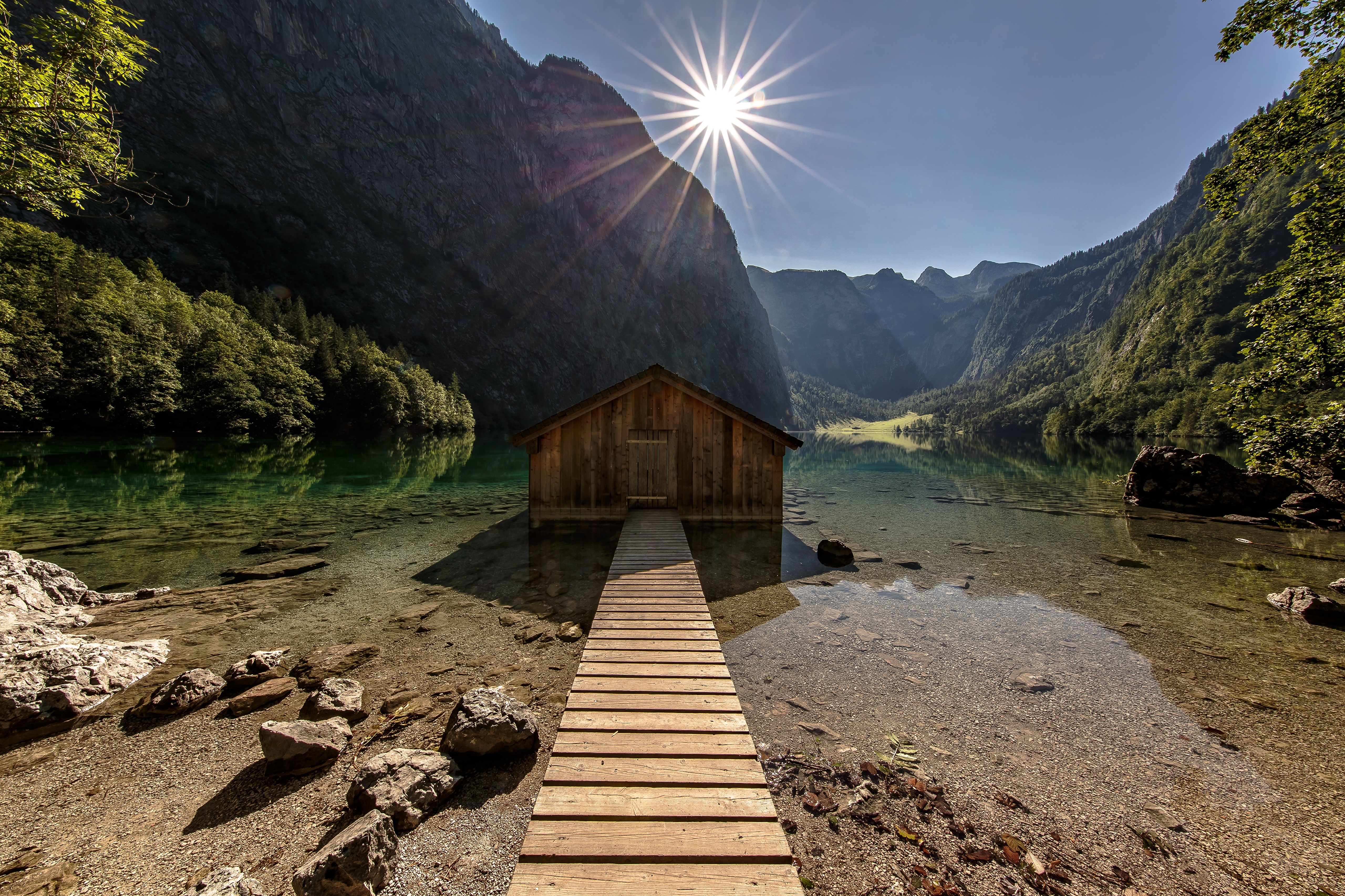 Wooden boathouse on a lake in the Bavarian Alps, Germany HD Wallpaper