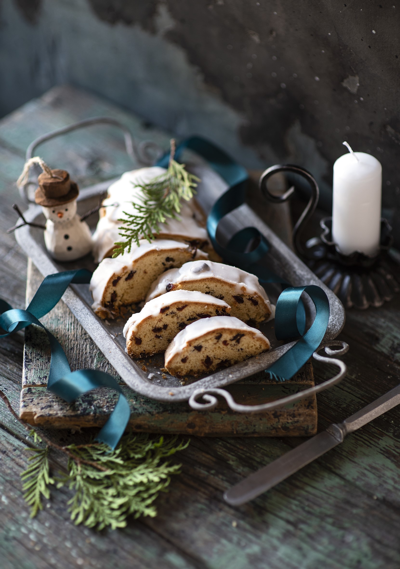 Christmas Stollen Slices with Snowman and Candle HD Phone Wallpaper