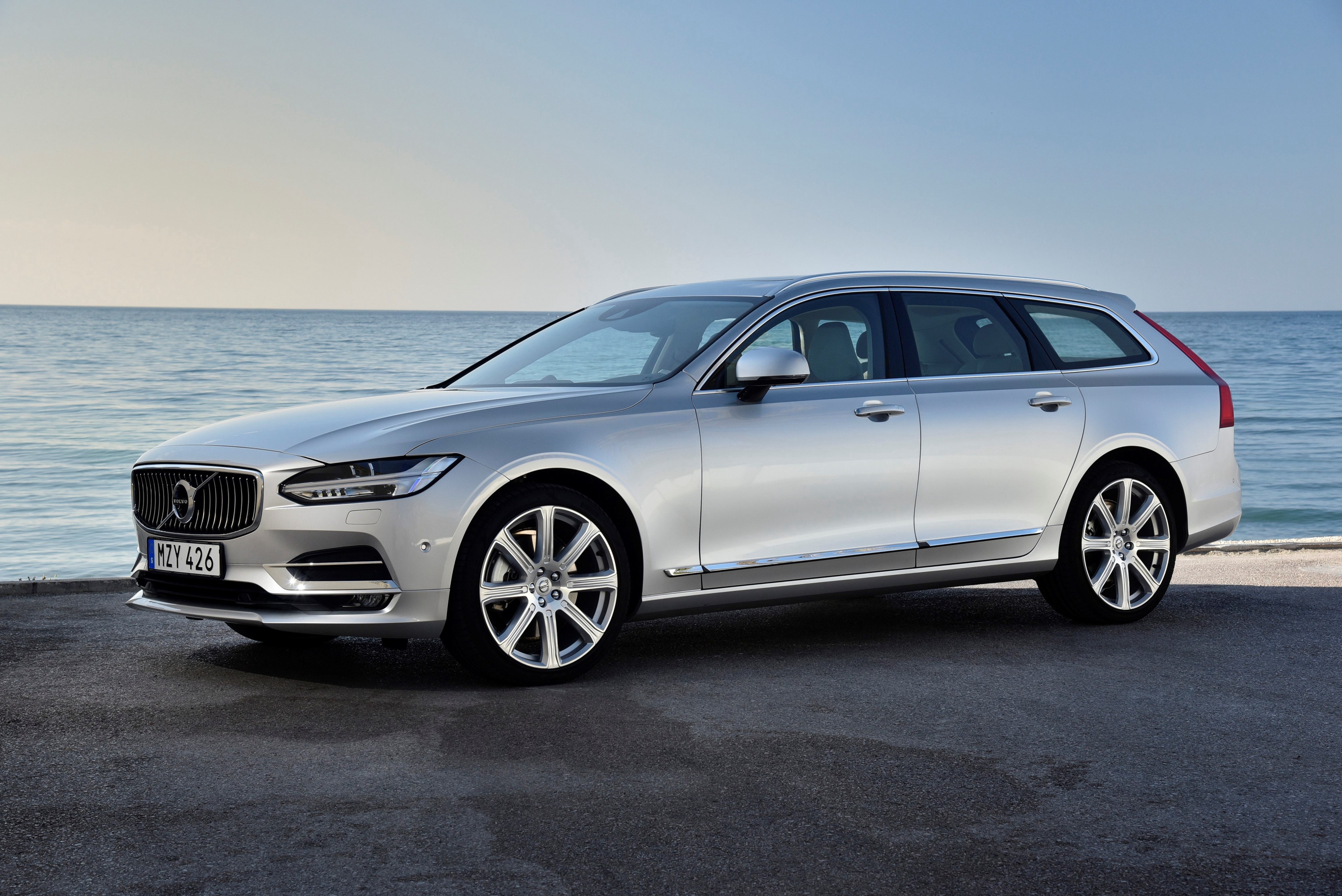 Silver Volvo V90 Estate Car HD Wallpaper