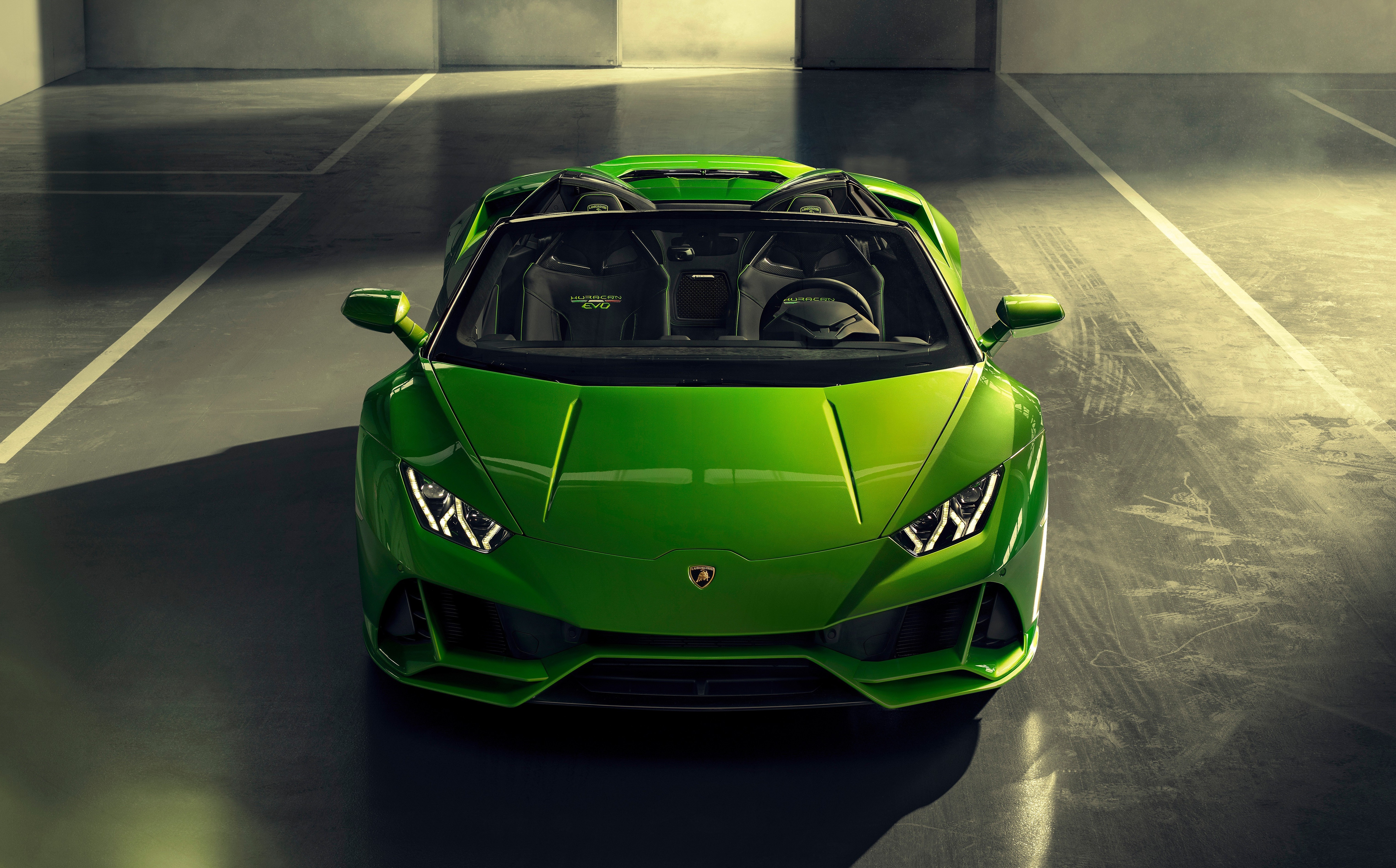 Green Lamborghini Huracan Evo Spyder Roadster HD Wallpaper