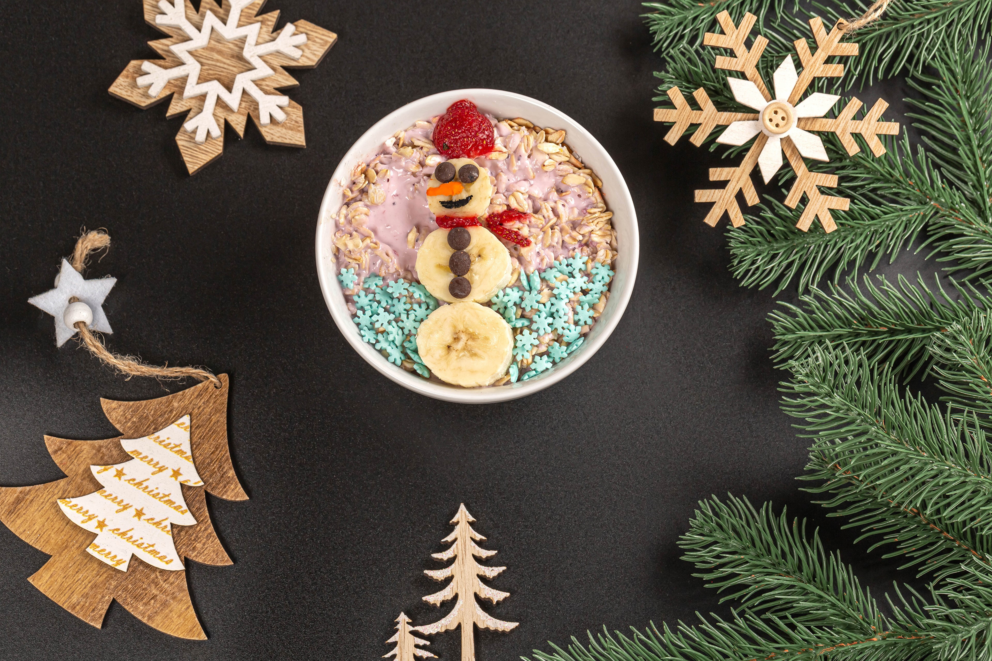 Christmas Muesli Bowl with Snowman Design HD Wallpaper
