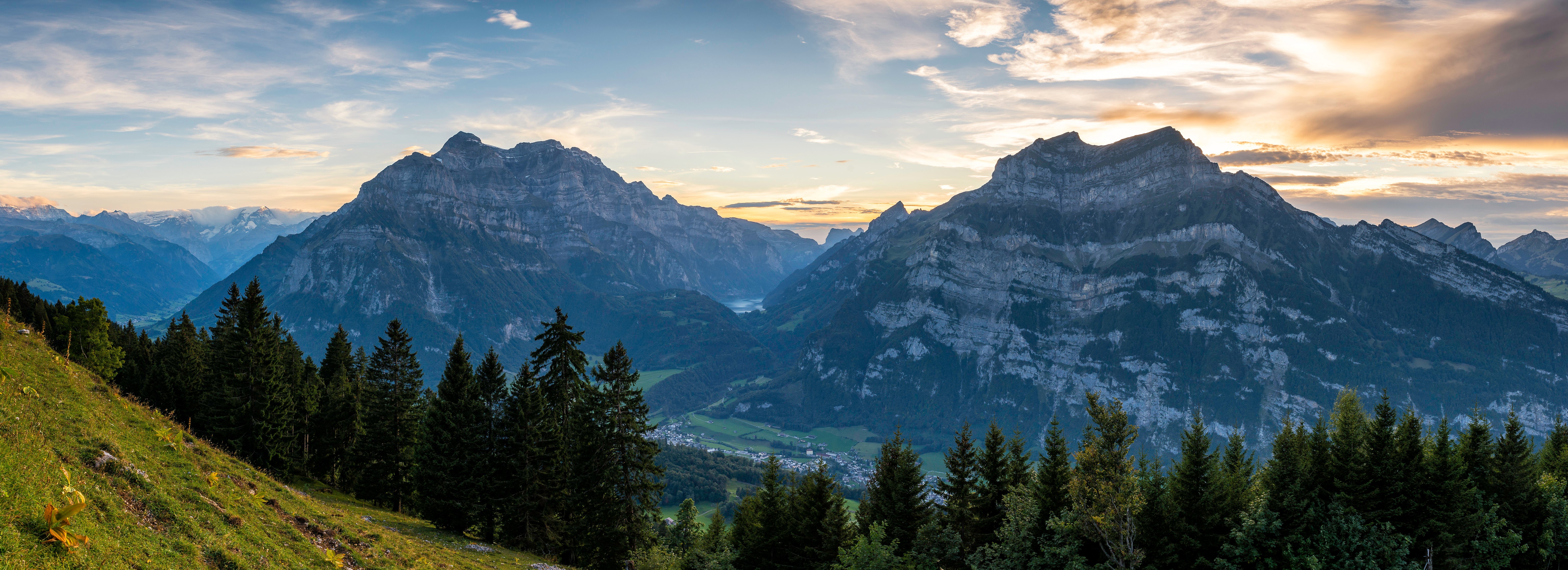 Panoramic View of Glarus Alps 4K HD Wallpaper