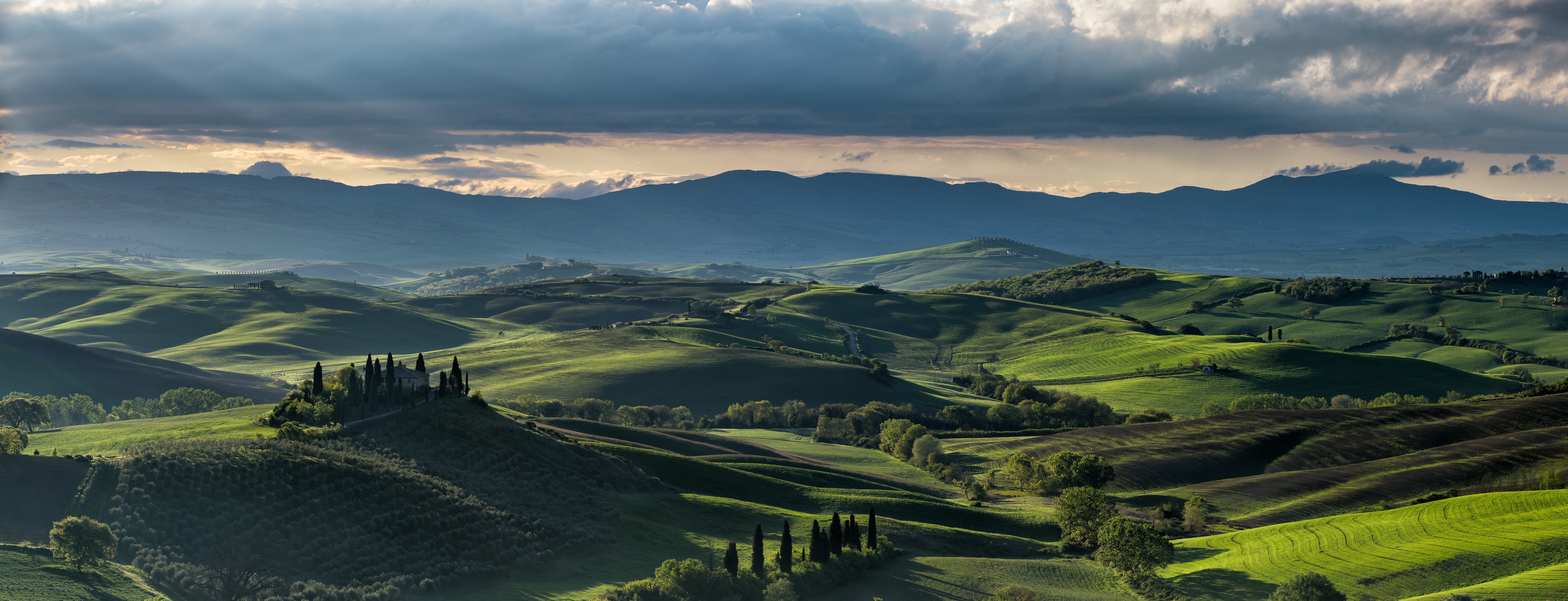 Tuscany Panorama with Rolling Hills and Mountains HD Wallpaper