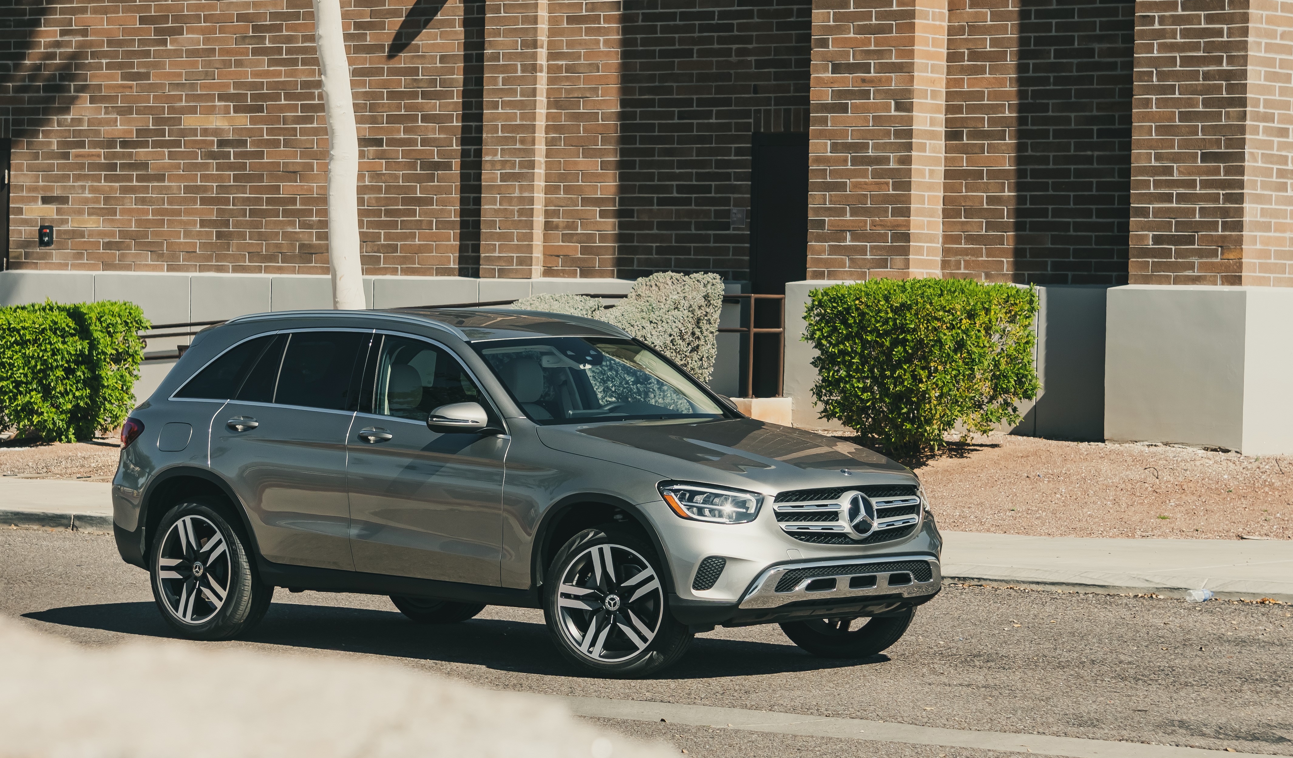 2020 Mercedes-Benz GLC 300 Crossover HD Wallpaper