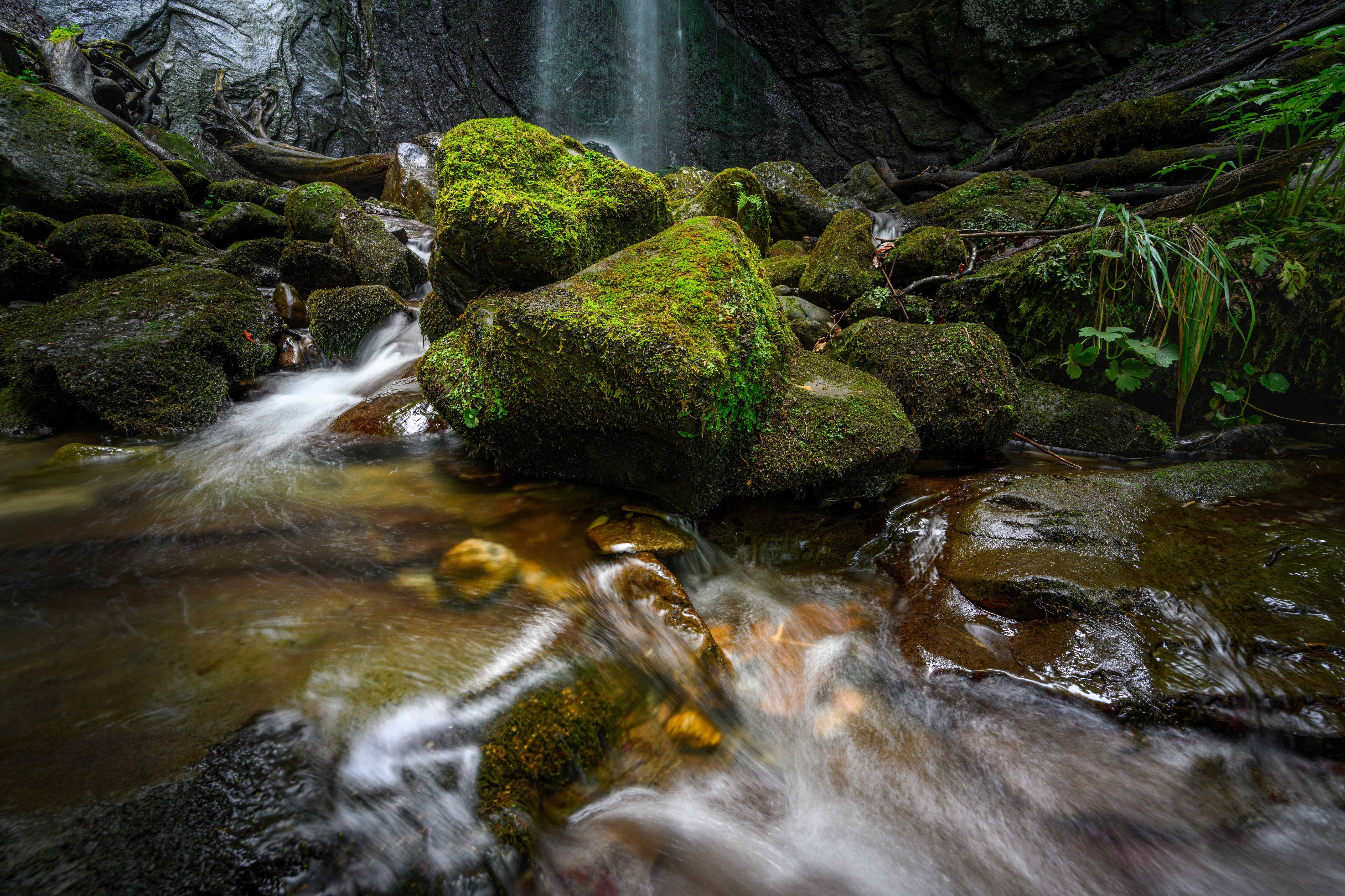 Finstersee Waterfall with Mossy Stones and Stream HD Wallpaper