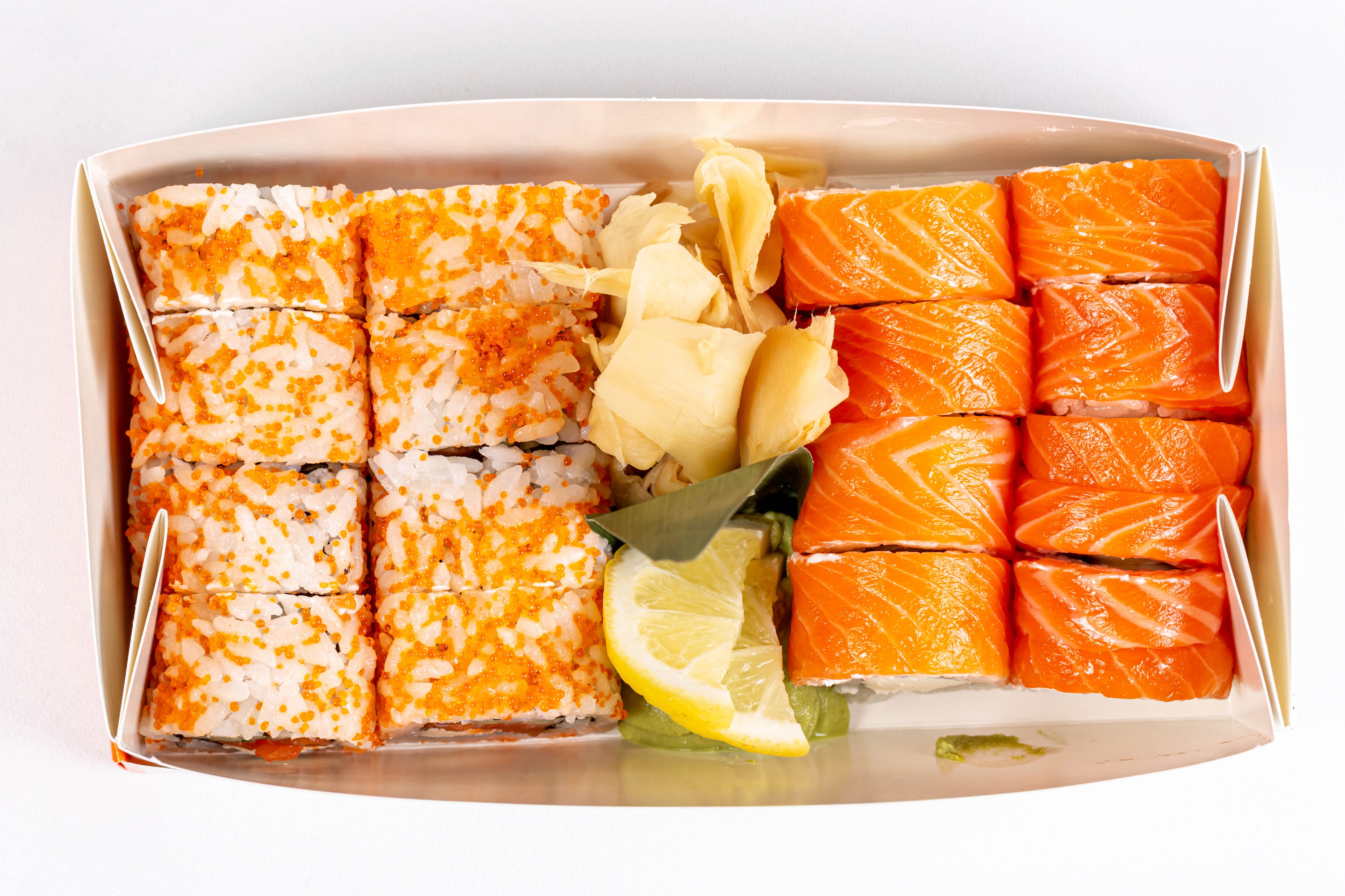 Sushi with salmon, caviar, and lemon HD Wallpaper