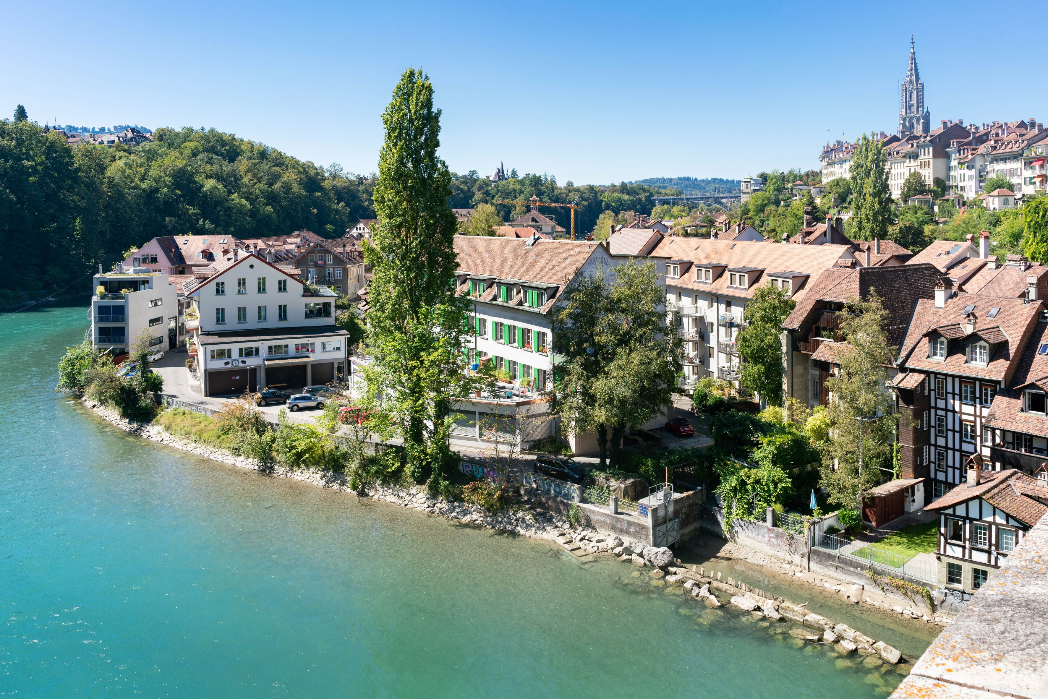 Bern, Switzerland, River Aare and old town buildings HD Wallpaper