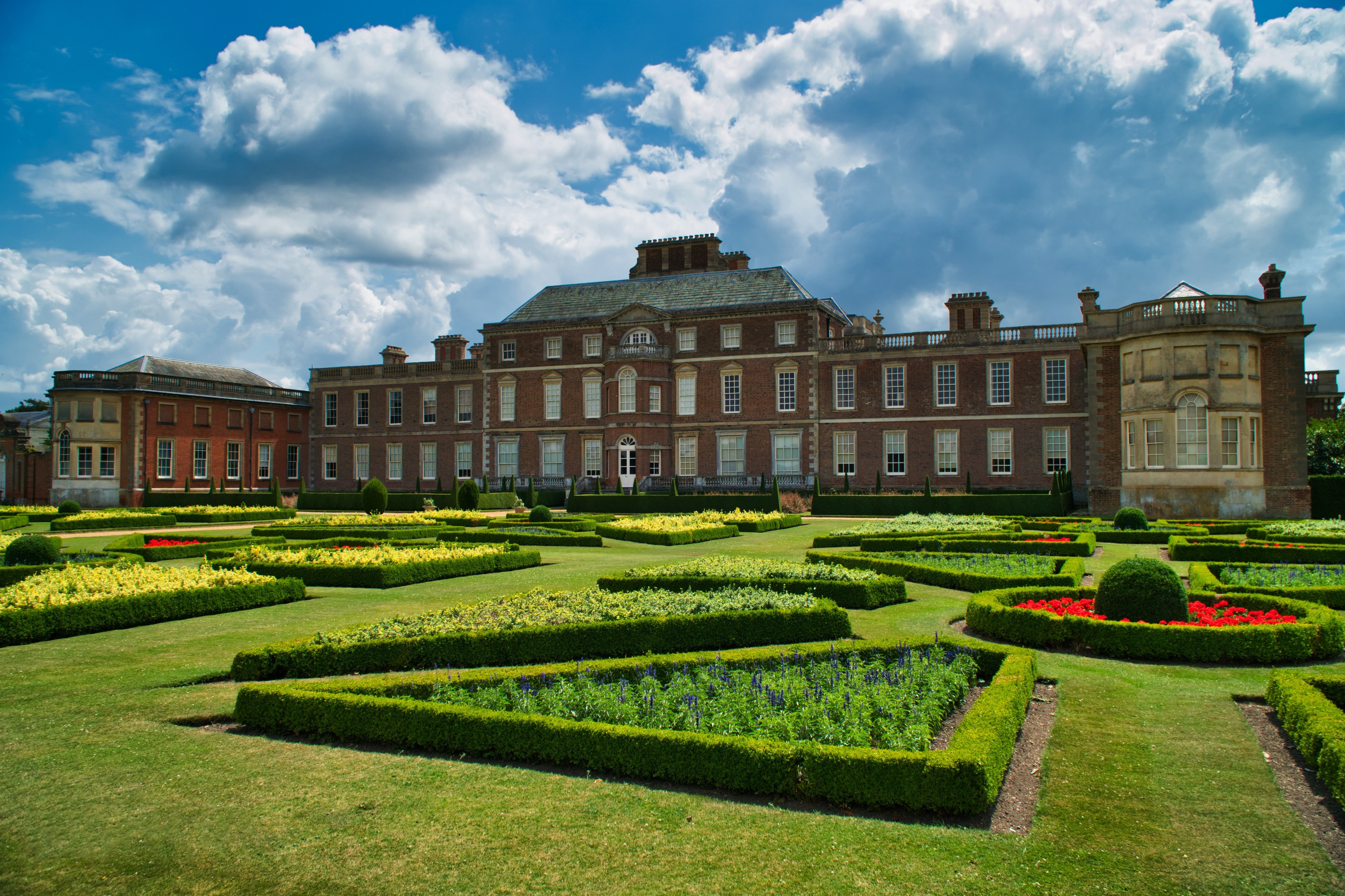 Wimpole Estate, England, with formal gardens and clouds HD Wallpaper