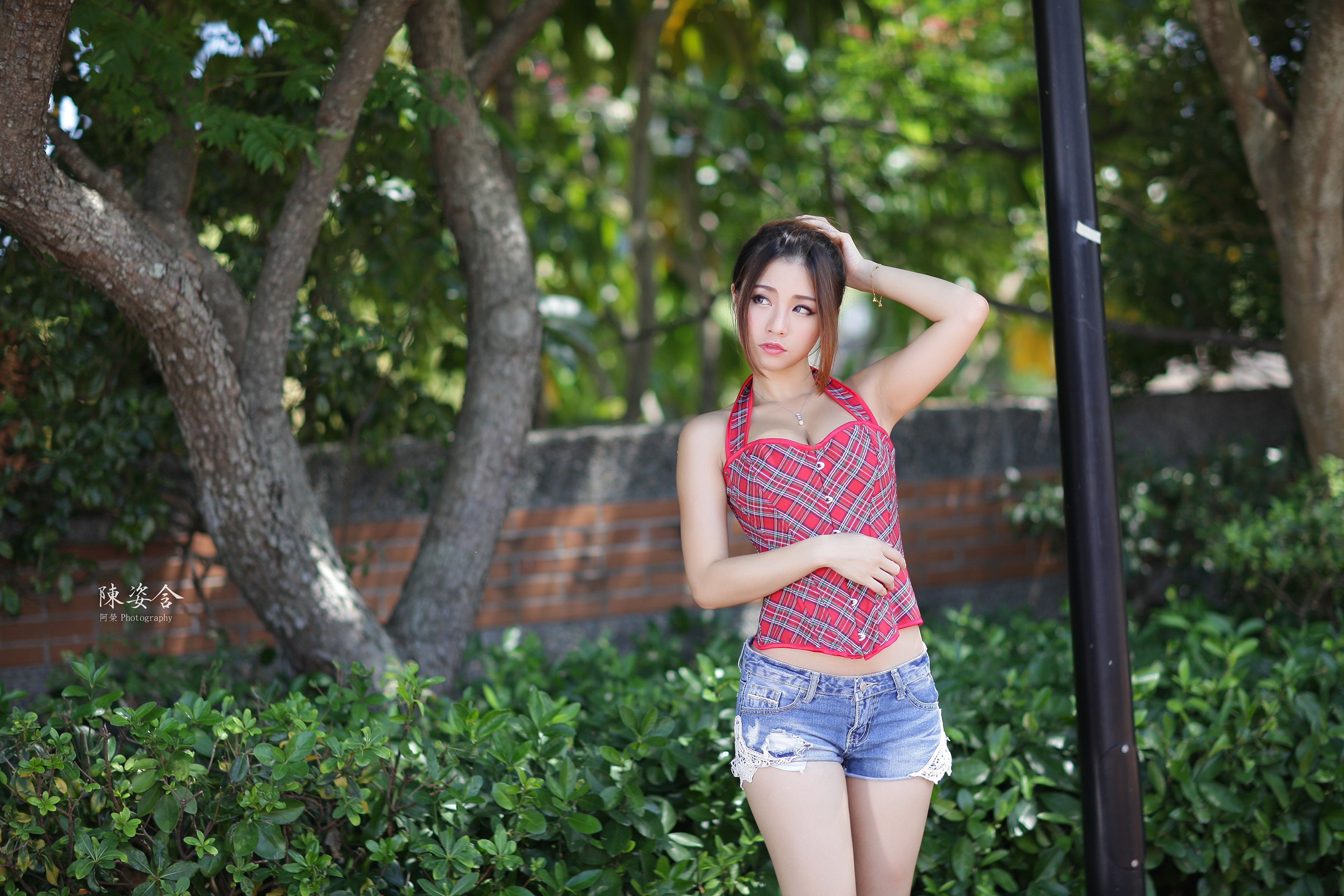 4K Asian Woman in Casual Summer Outfit HD Wallpaper
