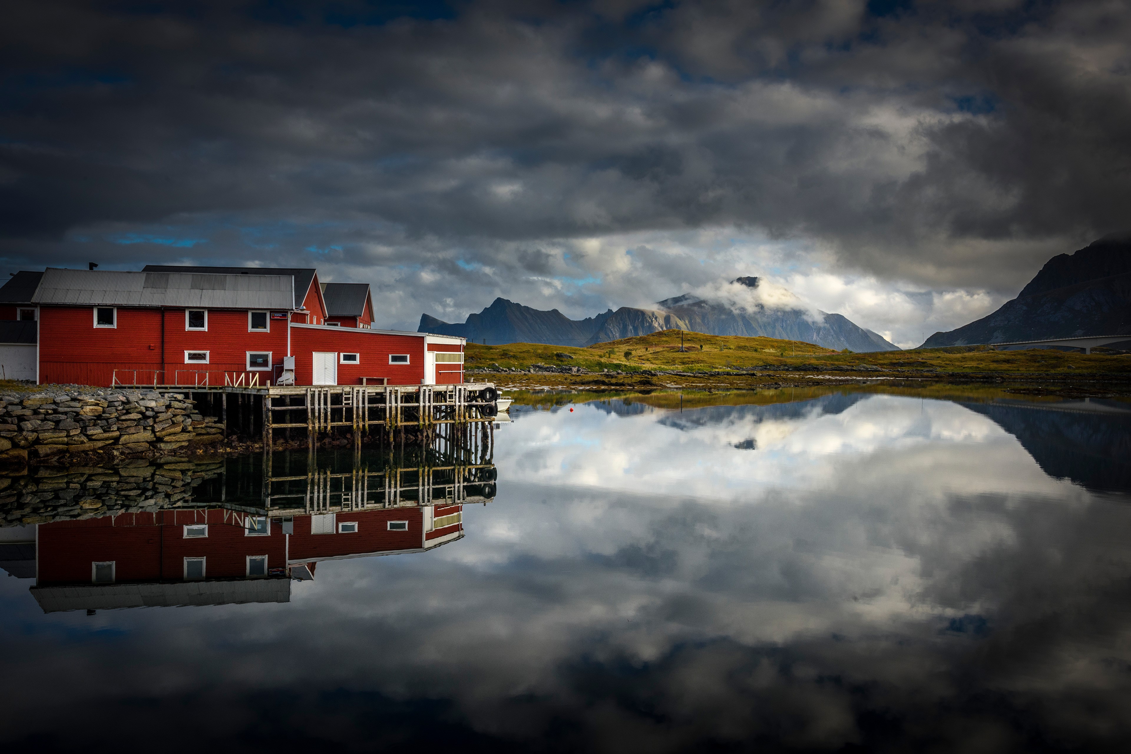 Red houses on a pier in Lofoten, Norway HD Wallpaper